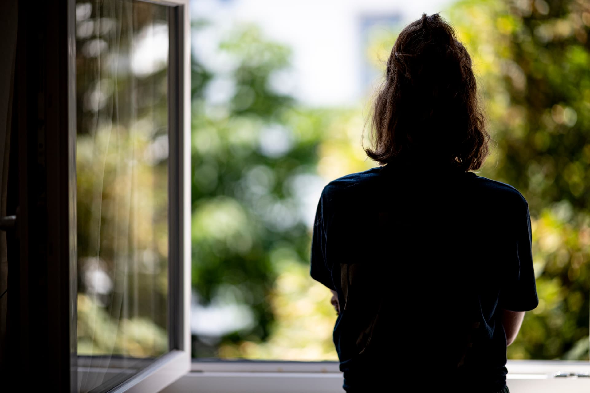 Aus Angst und Genervtheit: Deutsche ziehen sich immer mehr ins Private zurück