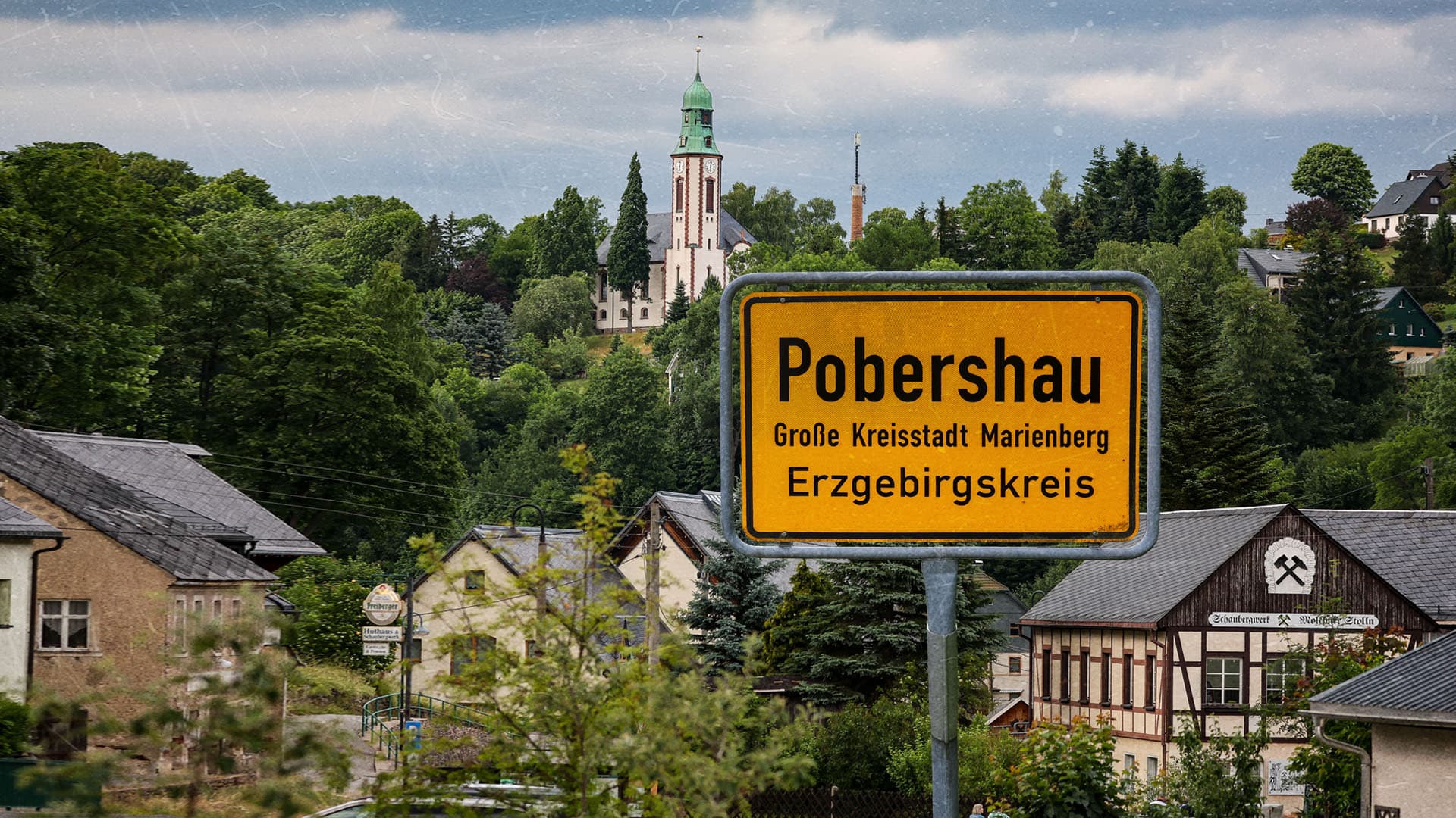 Im Erzgebirge werden 1.000 Mietverträge von Ukrainern gekündigt – um 1.000 neue Migranten einzuquartieren