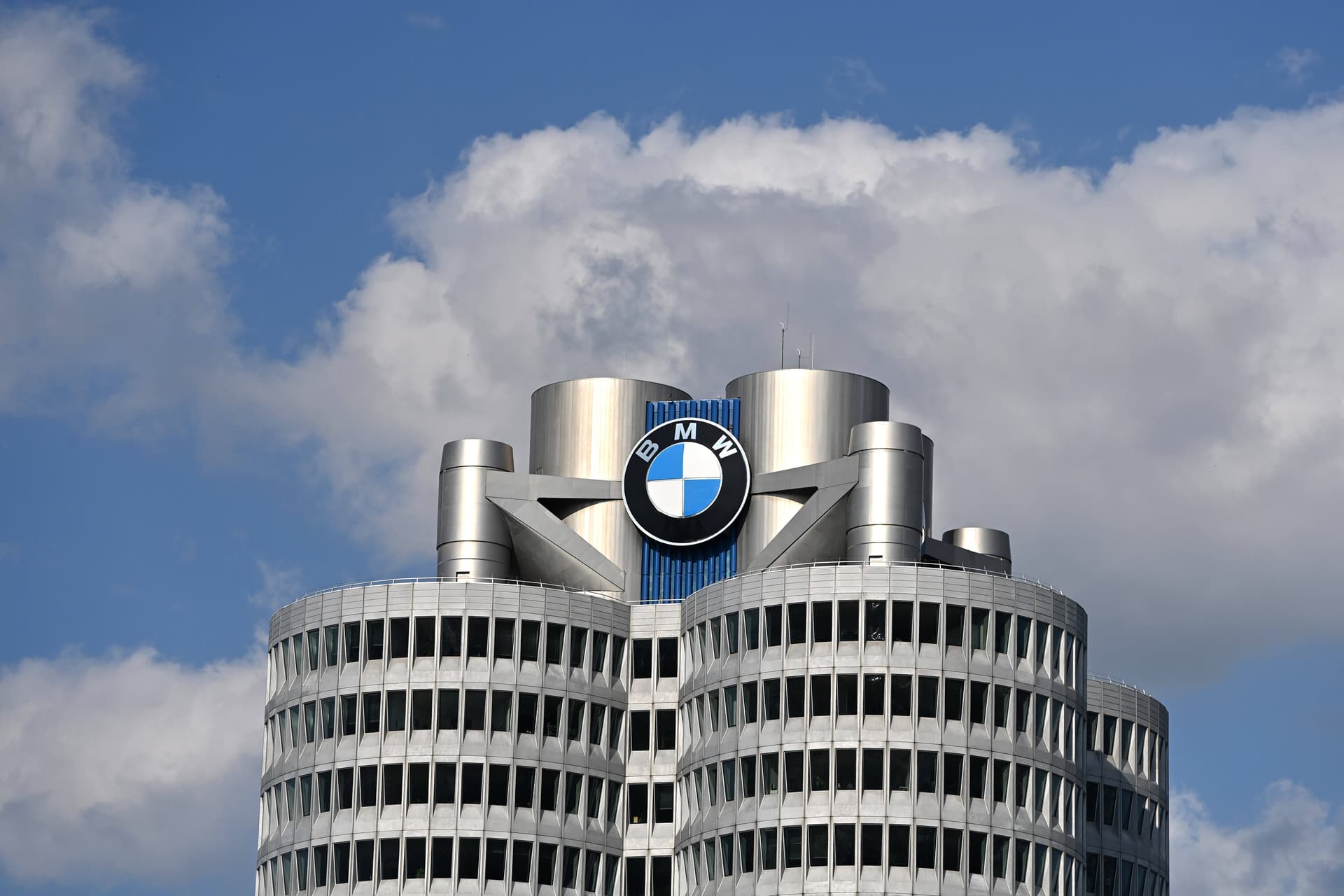 Krise in der Autobranche: Gewinn bei BMW bricht um mehr als ein Viertel ein