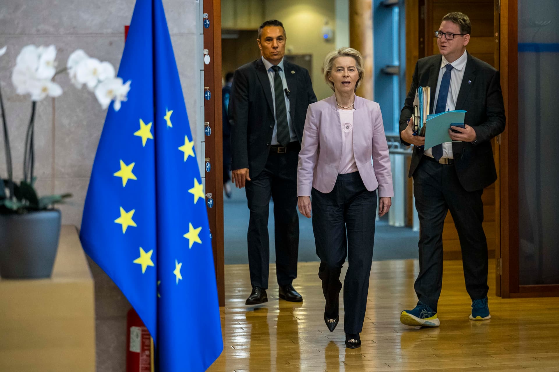 EU-Kommission schlägt scharfe Straf-Sanktionen gegen Israel vor