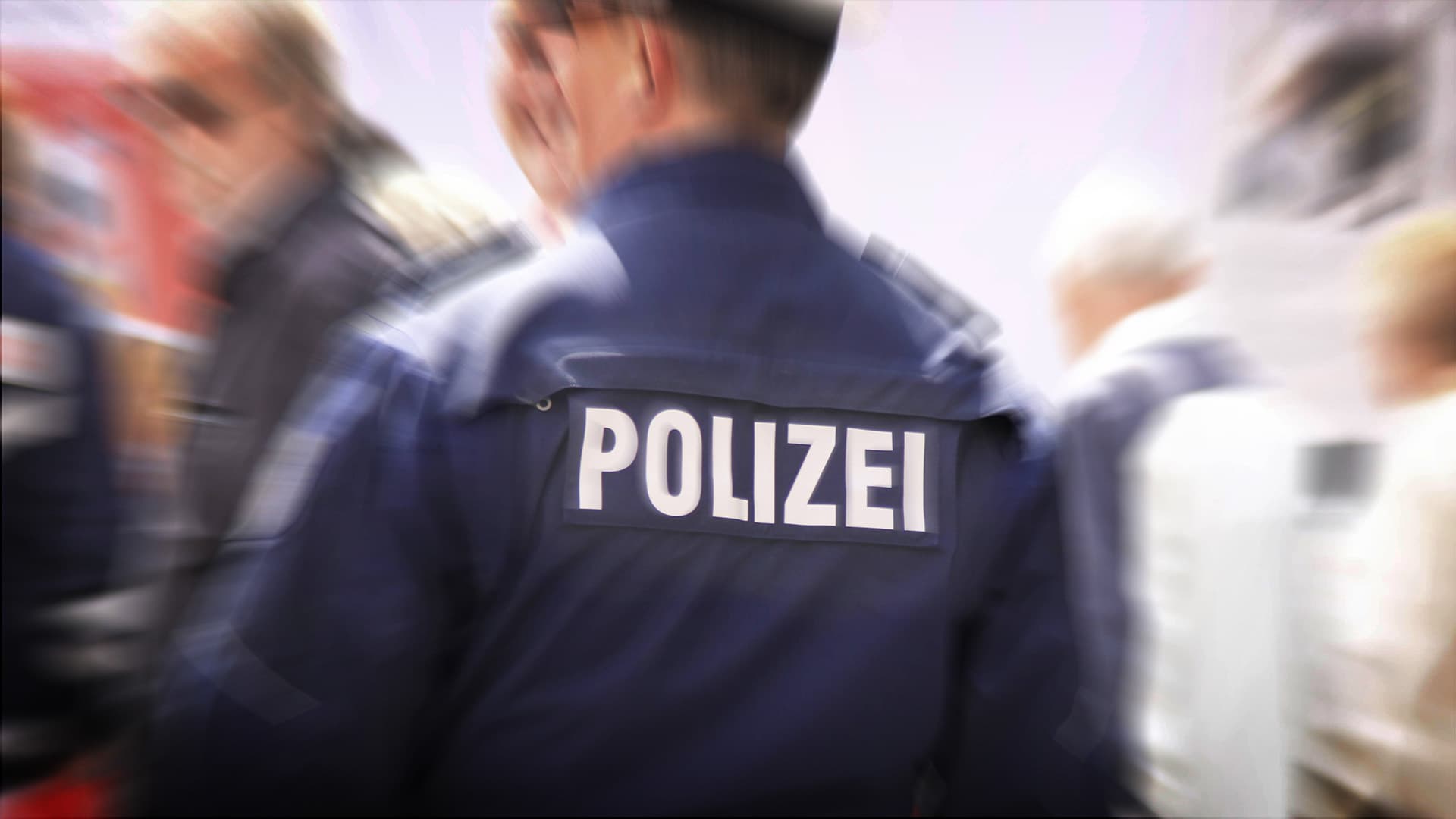 Betrunkener Senegalese in Sachsen belästigt Frauen und greift Passanten mit Messer an