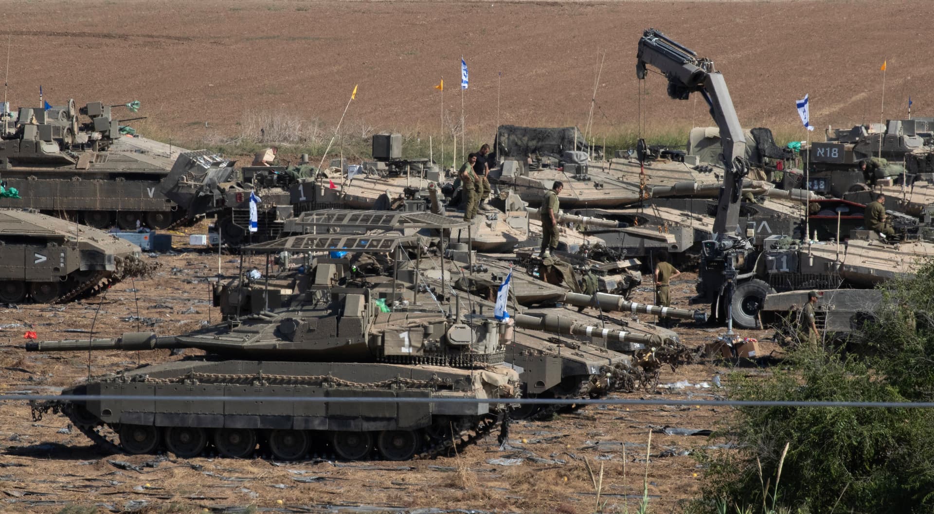 Die wichtigsten Fragen zur Lage in Israel: Wann kommt die Gaza-Offensive? Was wird aus den Geiseln? Greifen die USA ein?