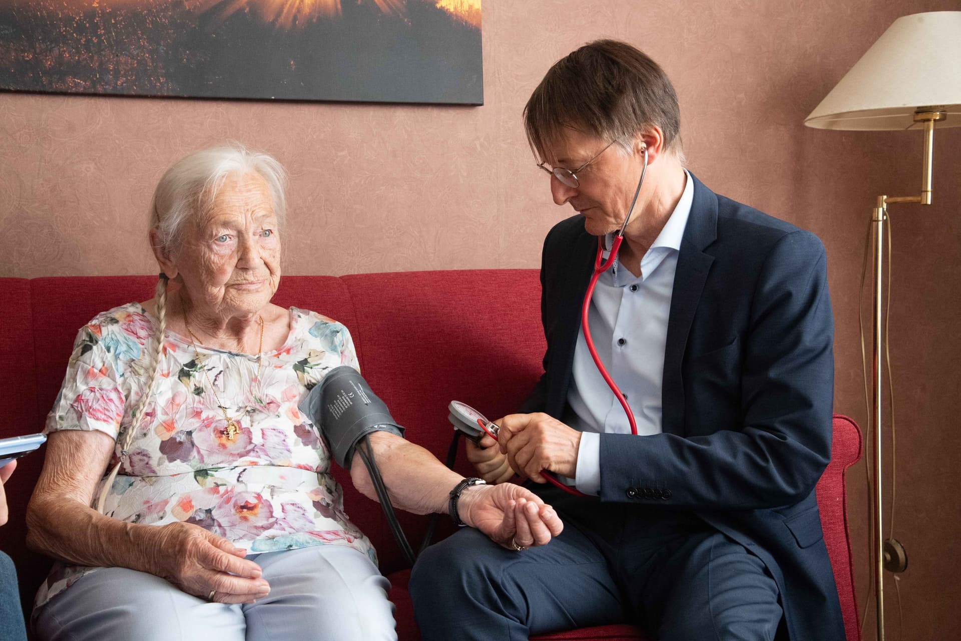 Geldnot in der Pflegekasse: Nur eine Statistik wird nicht erhoben ...