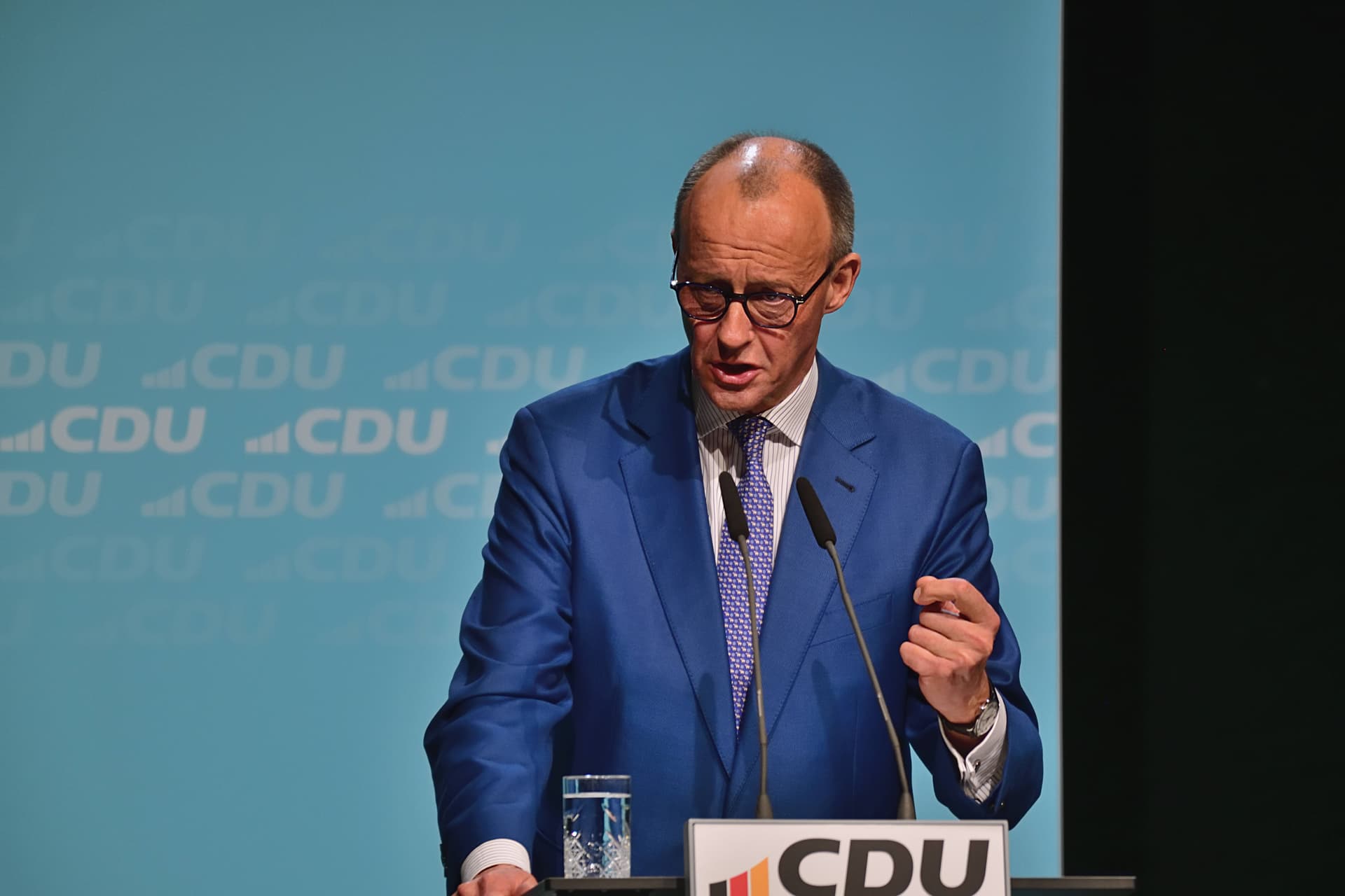 Merz schwört CDU auf Politik der Freiheit ein +++ Schwarz-Grün heute undenkbar