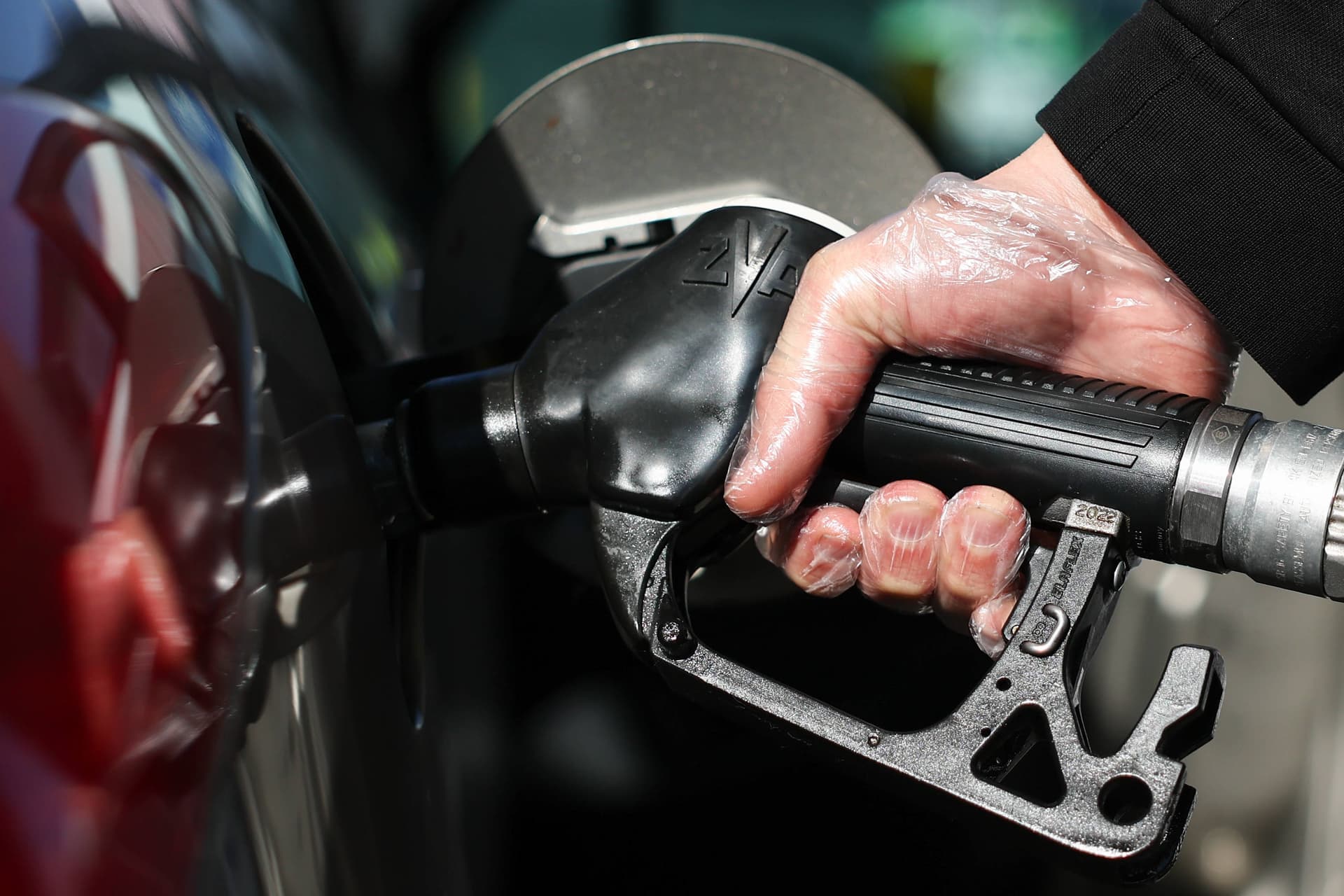 30 bis 60 Cent pro Liter billiger: Zoll kontrolliert Tank-Touristen an Grenzübergängen