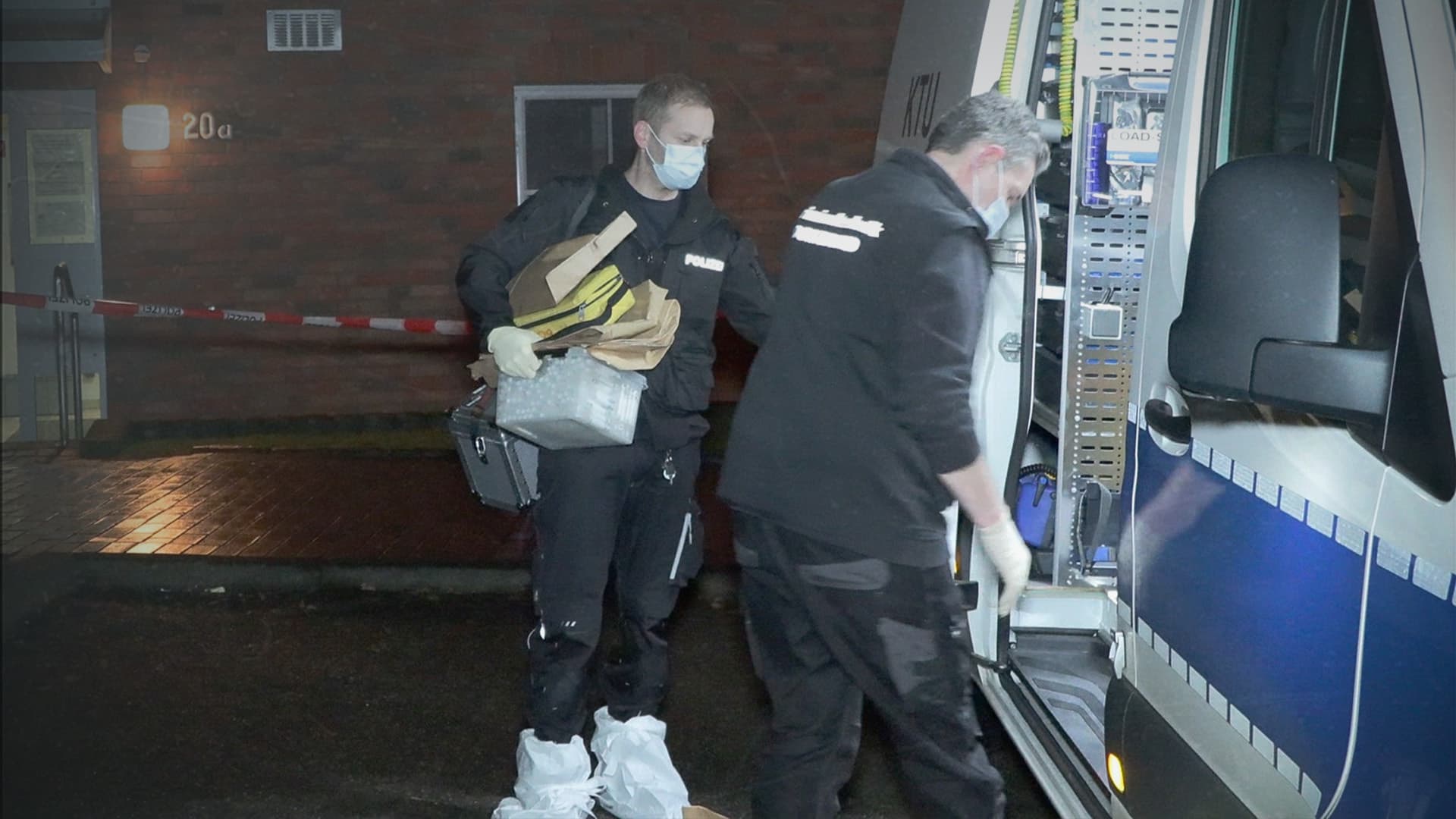Messer-Mann bedroht Menschen in Seniorenheim – Polizei schießt ihn nieder