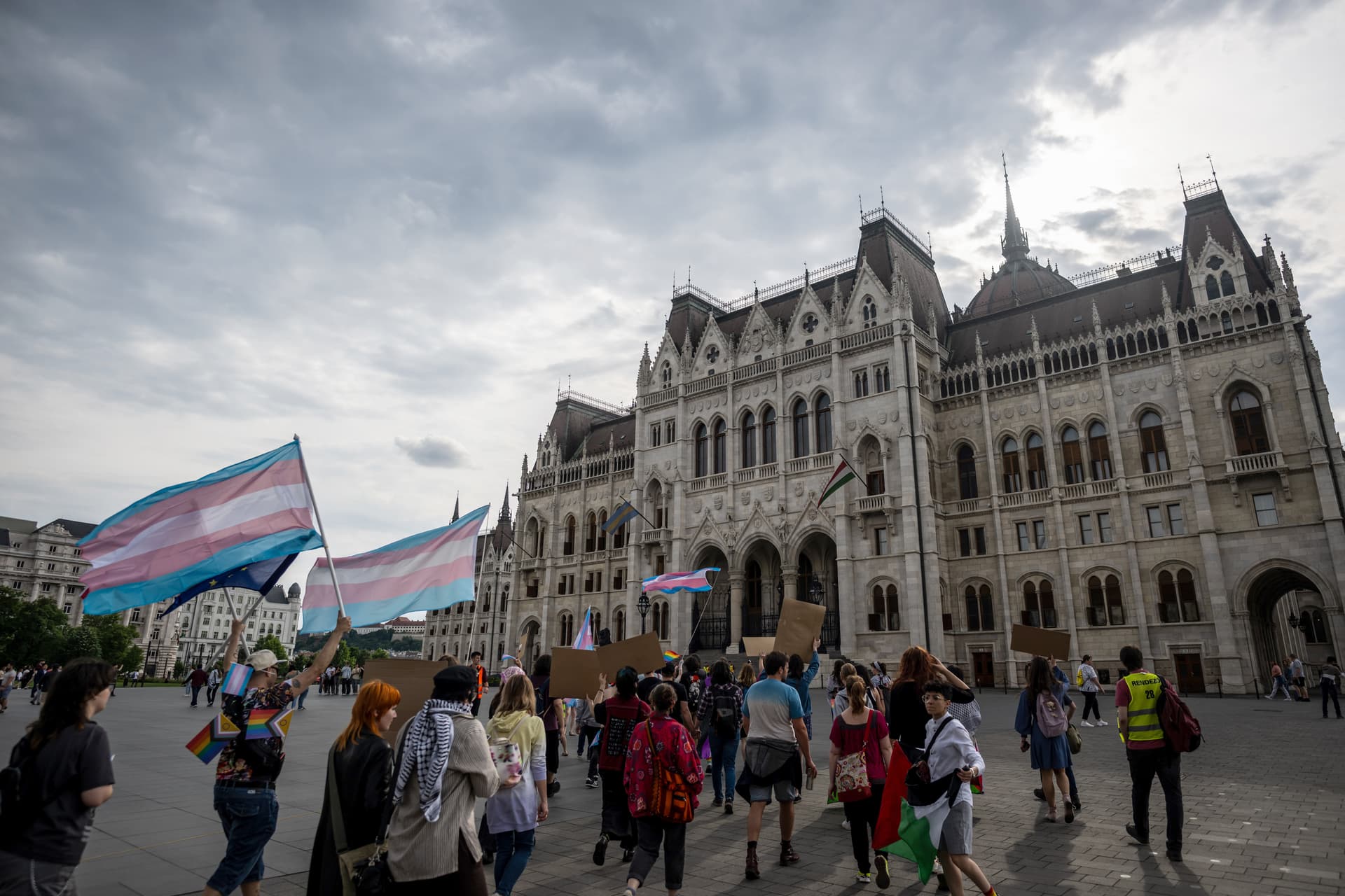 Kinderschutz als offizielle Begründung: Ungarn verbietet Pride-Paraden