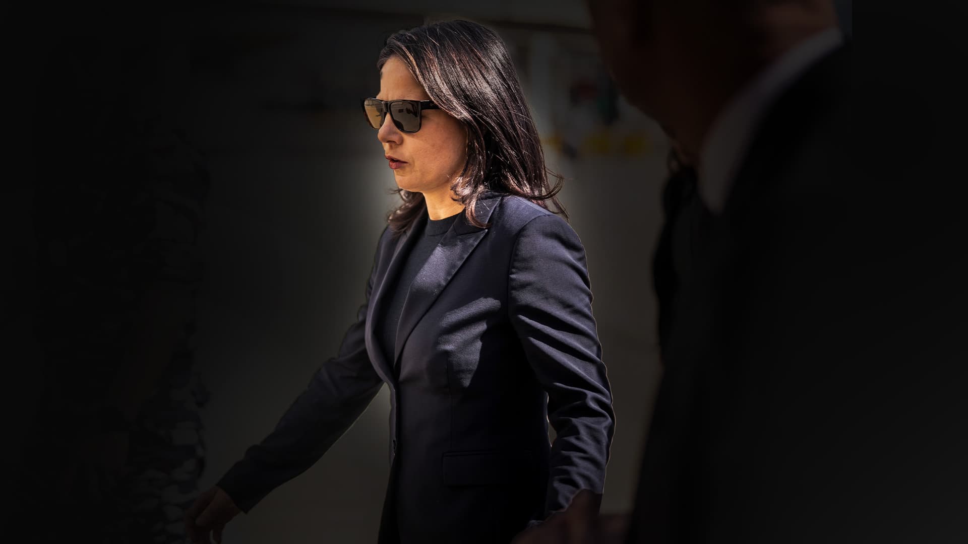 Annalena Baerbock scheitert als Außenministerin: Im Blindflug durch die Weltgeschichte