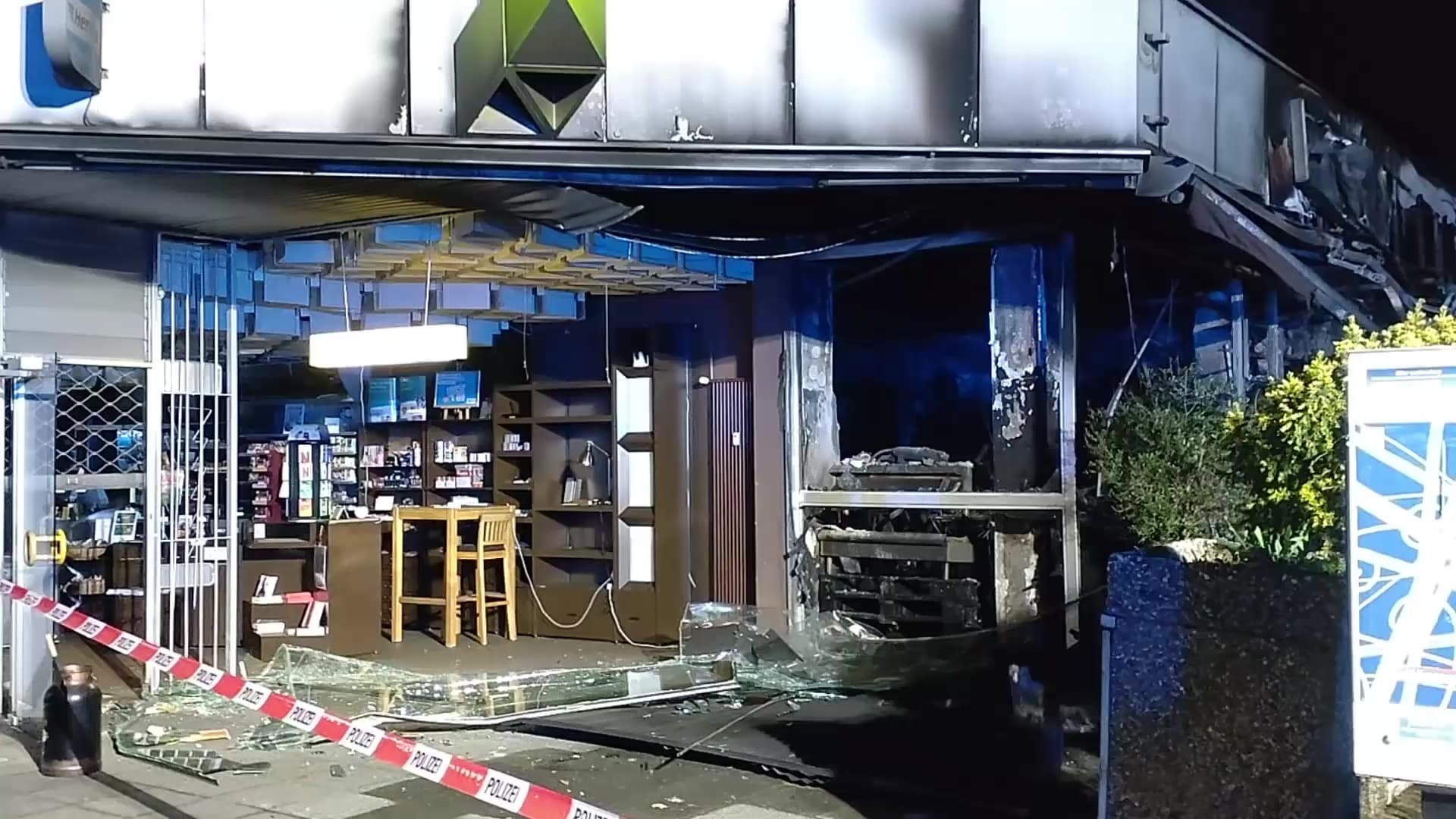 Verdächtiger stellt sich nach Explosion in Köln