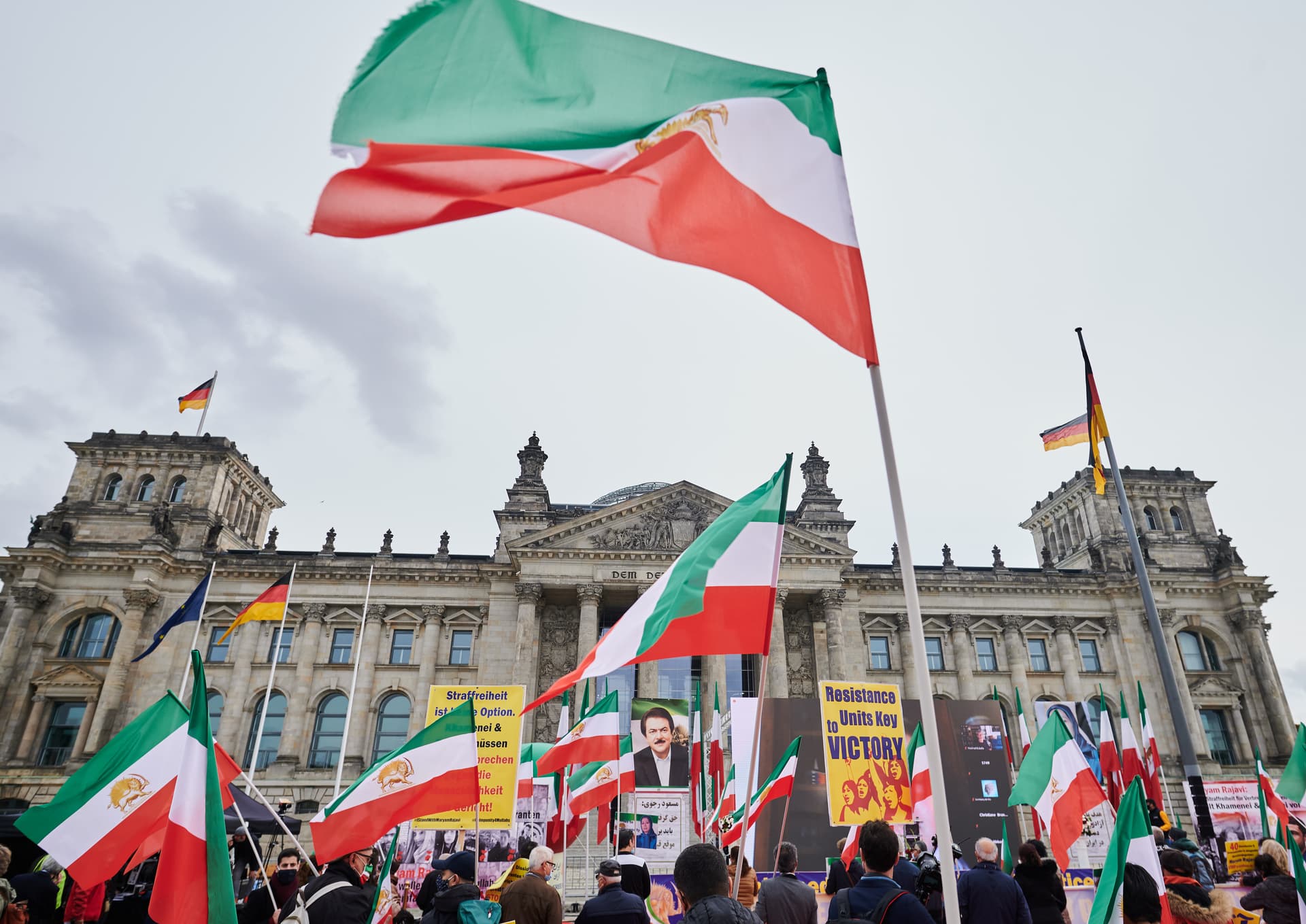 Tut Baerbock nichts, wird ein Deutsch-Iraner im Iran hingerichtet