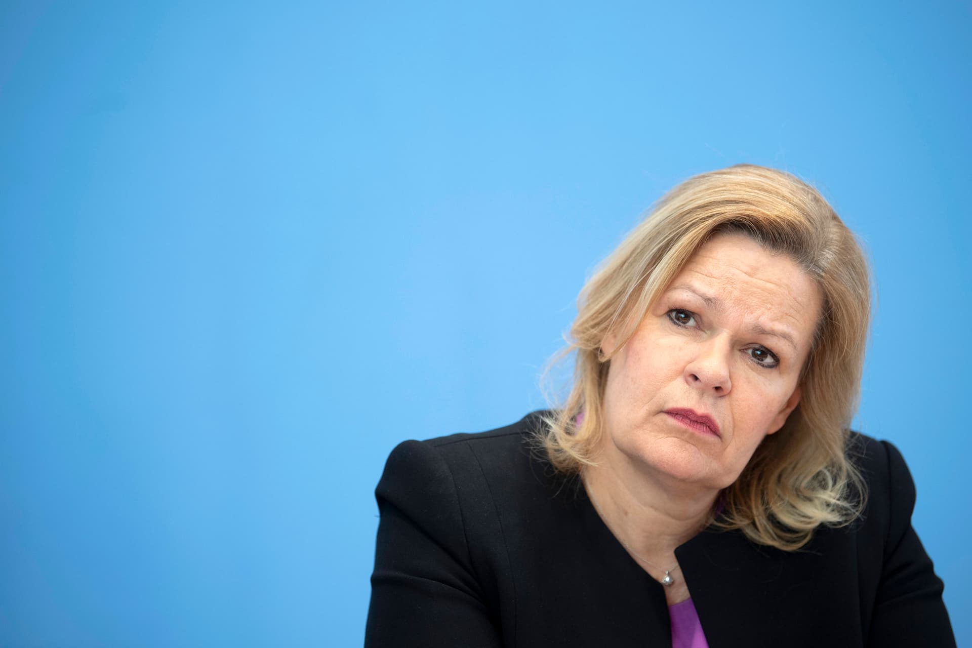 „Systemwidrig“: Heftige Kritik an Faeser-Plan zu Blitz-Disziplinarverfahren