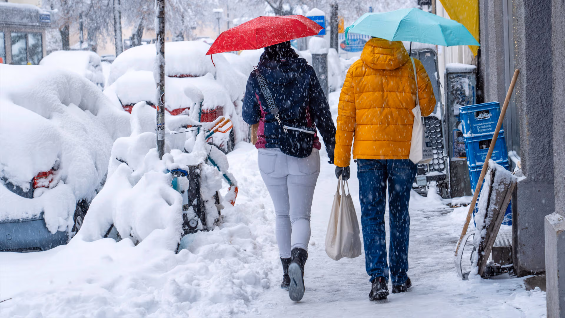 Huch! Tagesschau behauptet plötzlich, dass Klima-Erwärmung zu MEHR Schnee führt!