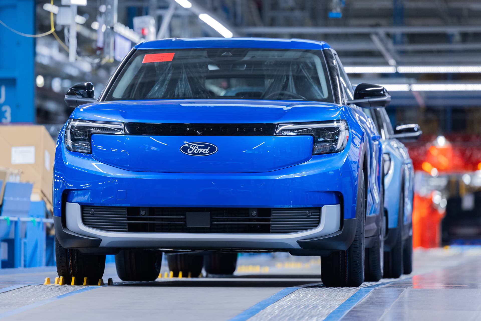 Weil immer weniger Menschen E-Autos wollen: Zulieferer bauen 6000 Stellen ab
