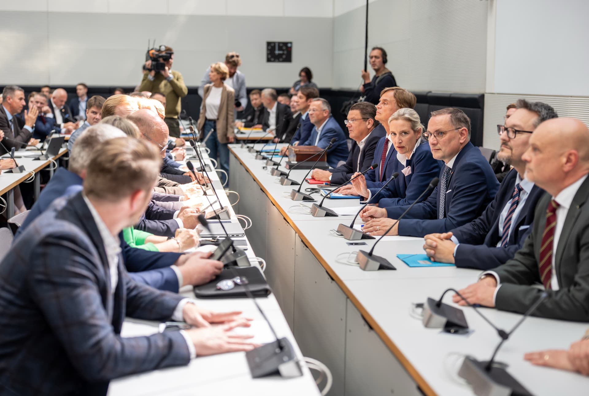 Durch Mobbing wird man die AfD nicht los, sondern beerdigt die Demokratie