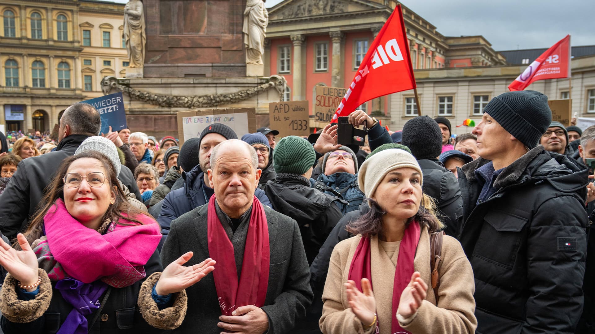 Die Demos gegen Rechts: Ein linkes Bündnis mit dem Segen der Regierung