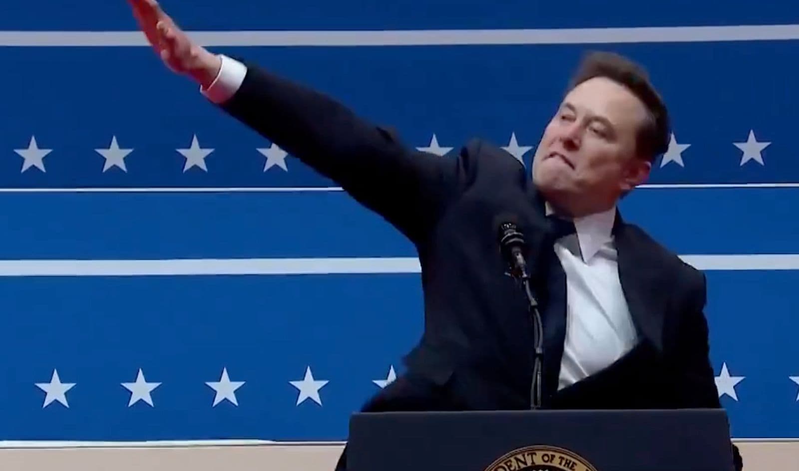 Er rief: „Mein Herz ist bei euch!“ – Linke wollen Elon Musk Hitlergruß andichten