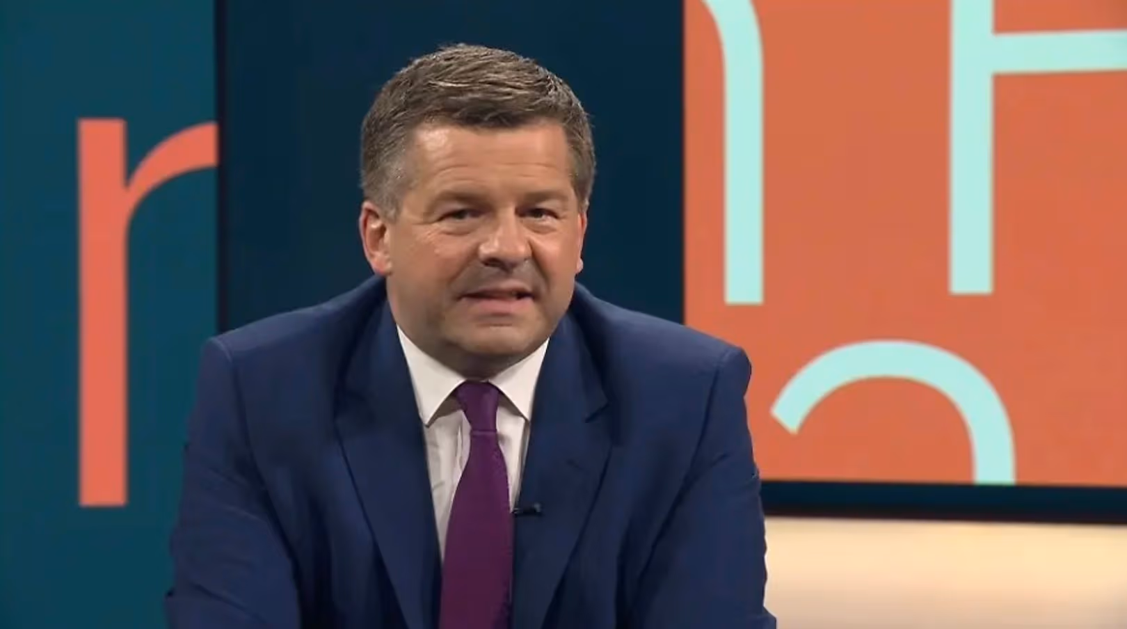 CDU-Ministerpräsident Schulze rechnet mit Kanzler Merz und Bärbel Bas ab: „Es hilft uns allen nicht!“