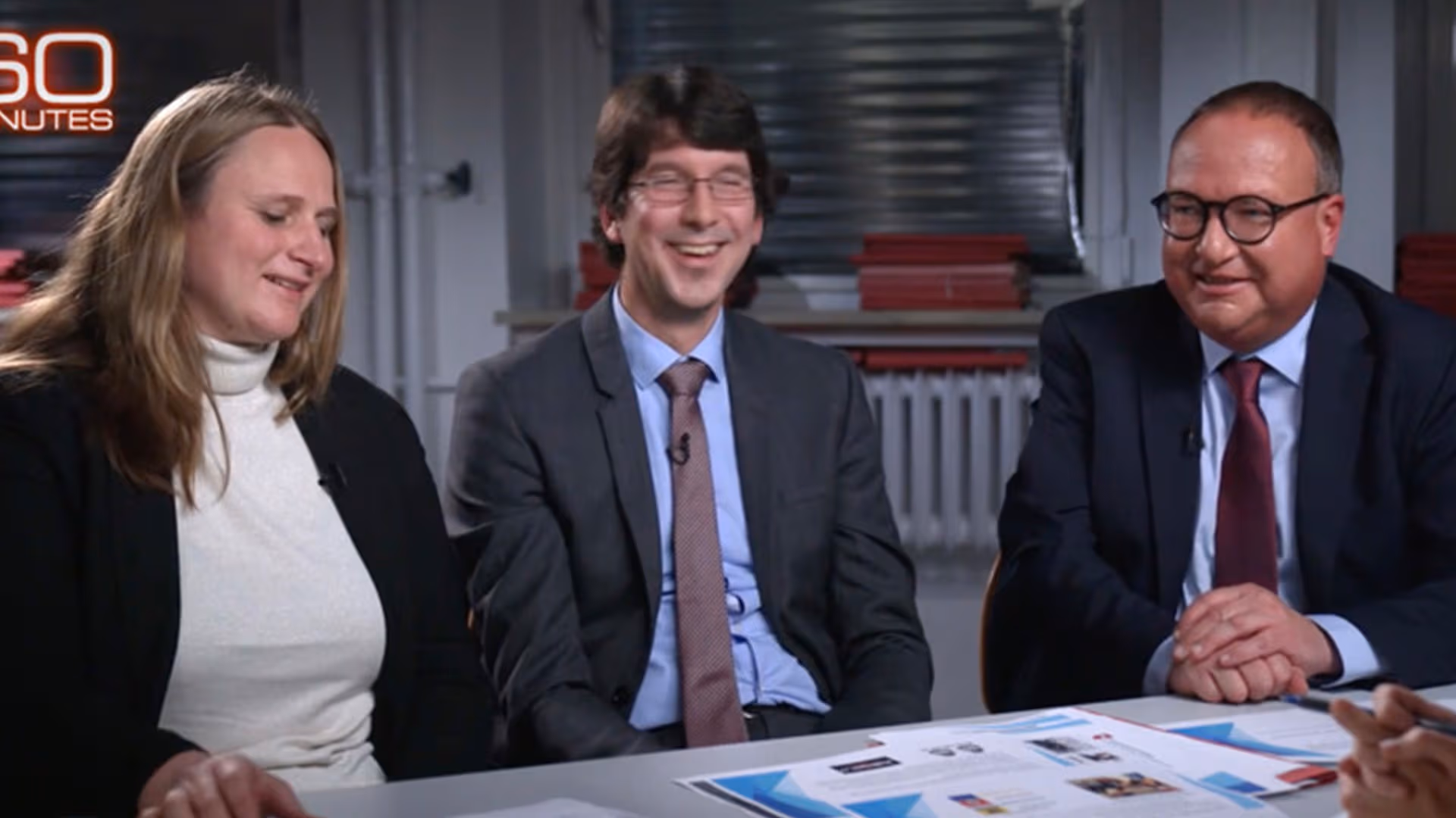 Sie lachten schadenfroh in CBS-Doku: Staatsanwaltschaft Göttingen verschickt dicke Reichsbürger-Akte an falschen Adressaten