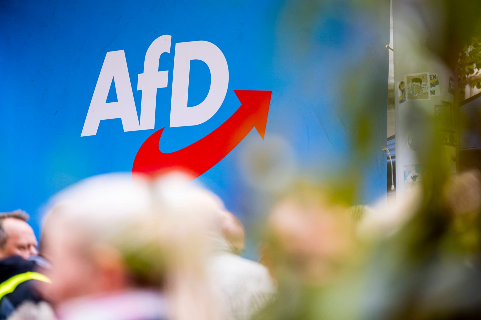 Neue Umfrage: AfD stärkste Kraft in Brandenburg, Wagenknecht-Partei sicher im Sattel