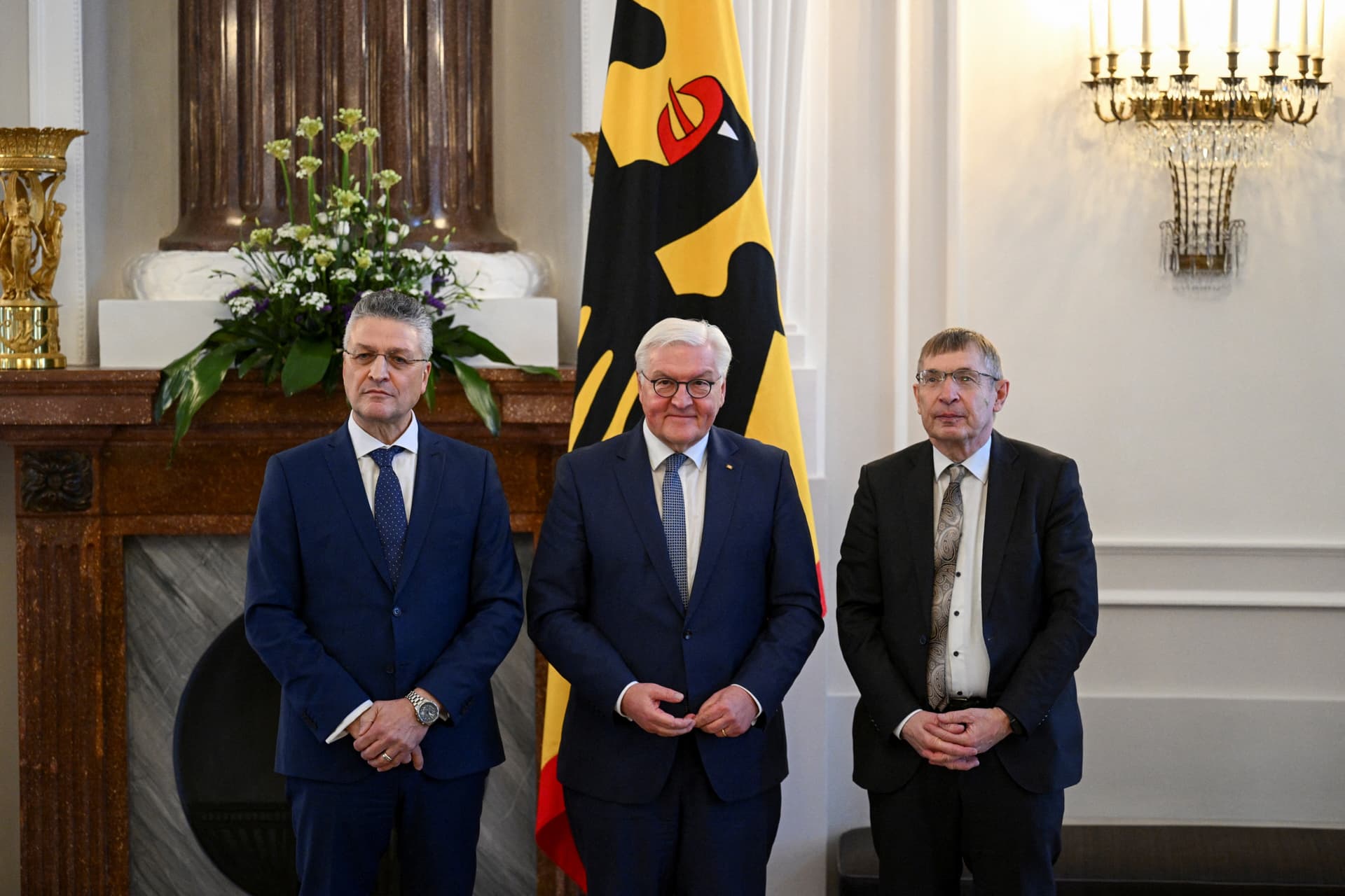 Bundesverdienstkreuz für Wieler, Cichutek und Co.: Sie haben NICHTS fürs Gemeinwohl getan, sie haben dem Gemeinwohl geschadet!