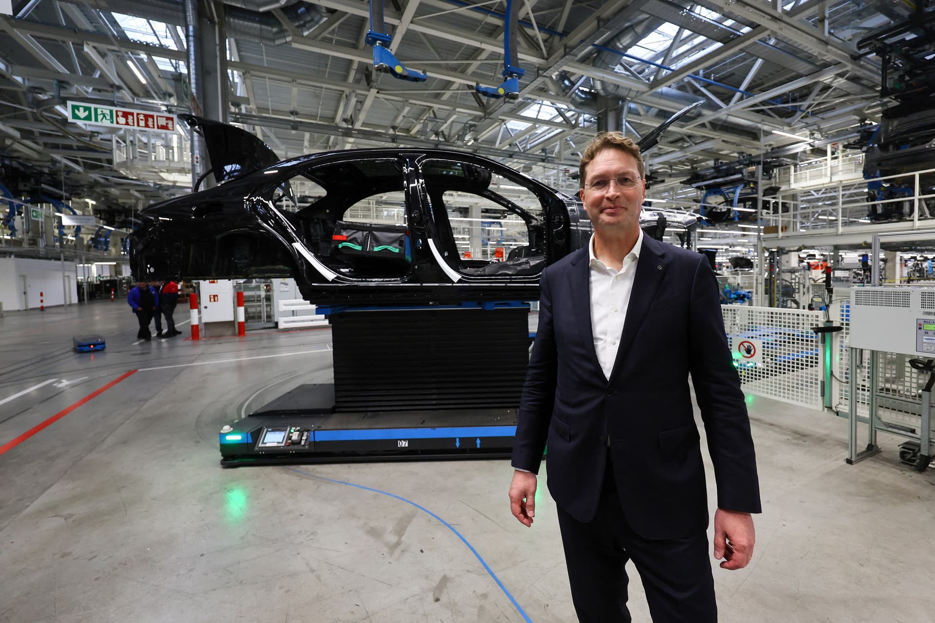 Rekord-Gehalt! So viel verdiente Mercedes-Chef Källenius in 2023