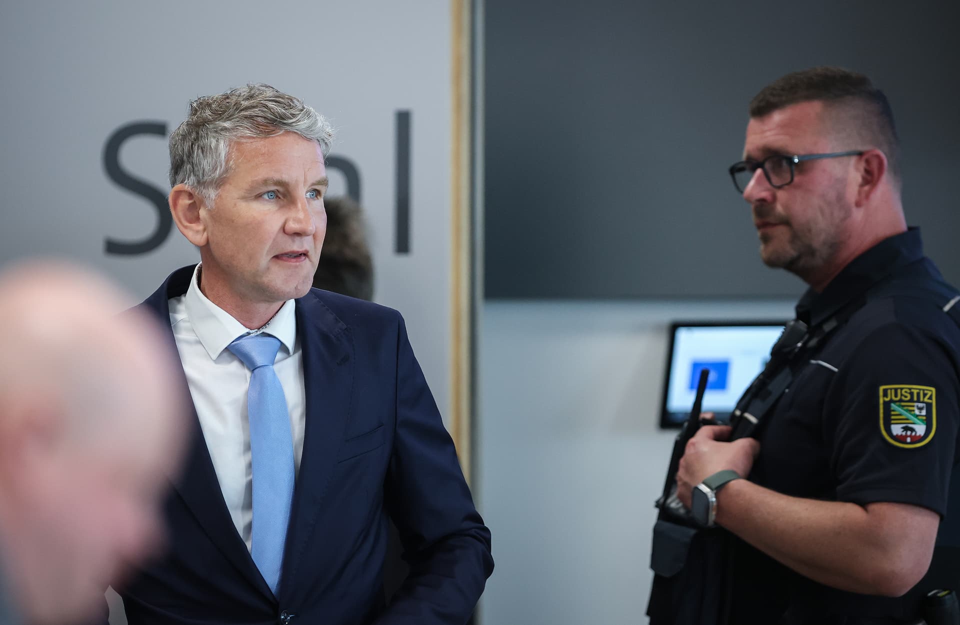 Nach Urteil gegen Höcke: Beide Seiten prüfen Rechtsmittel