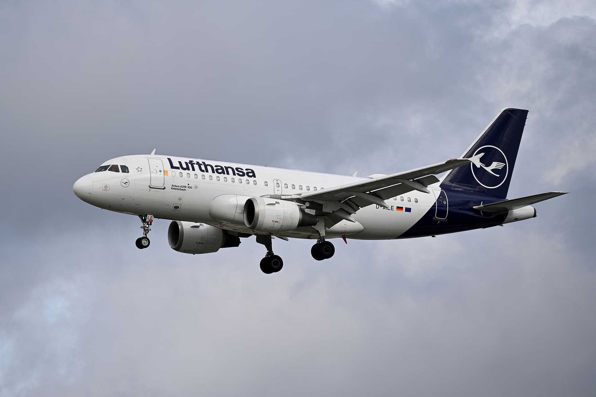 Medienbericht: Lufthansa streicht mehrere Tausend Stellen