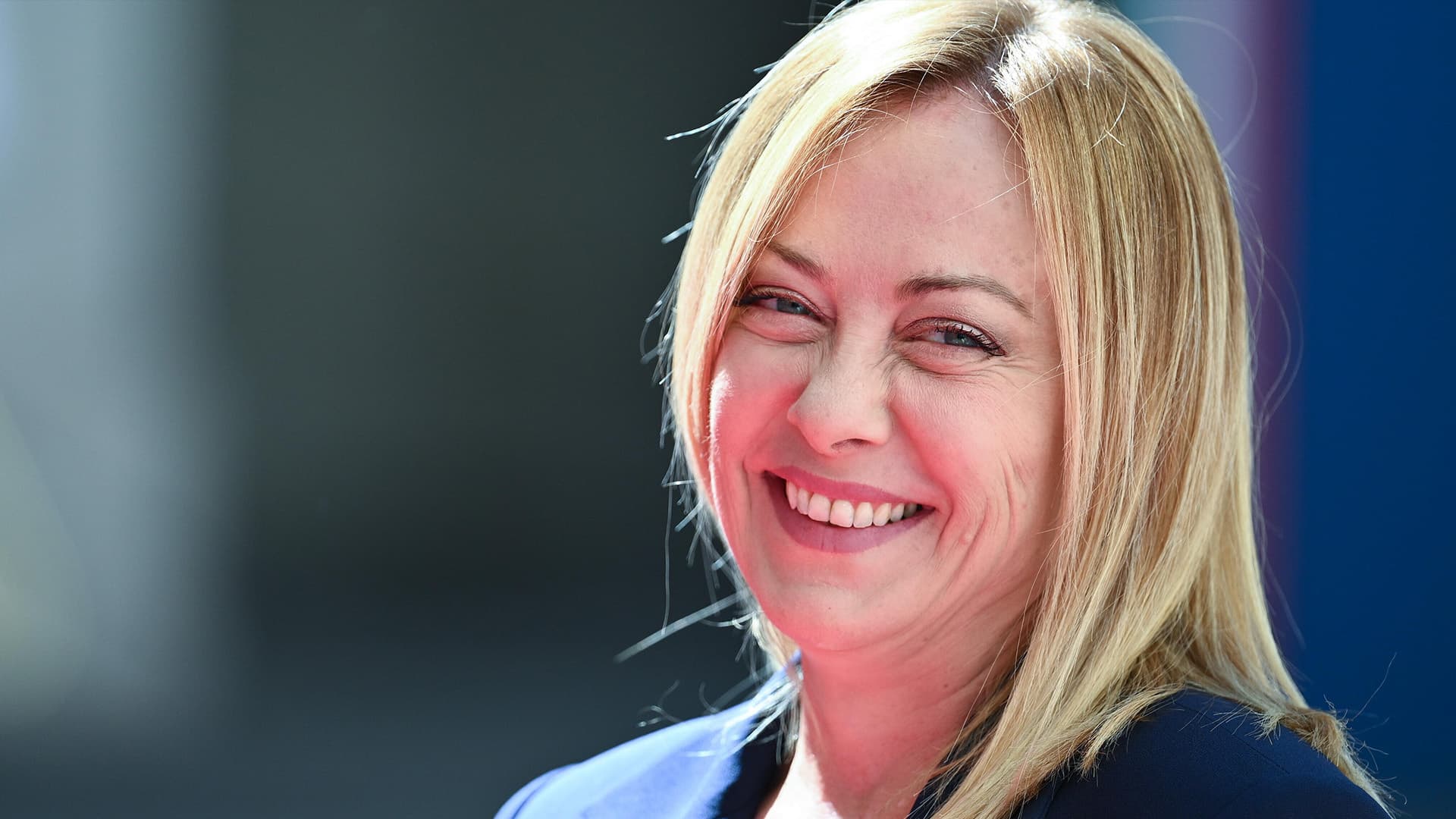 Von wegen „Postfaschistin“: Wie Giorgia Meloni ihren Weg zur Leitfigur der europäischen Konservativen schildert