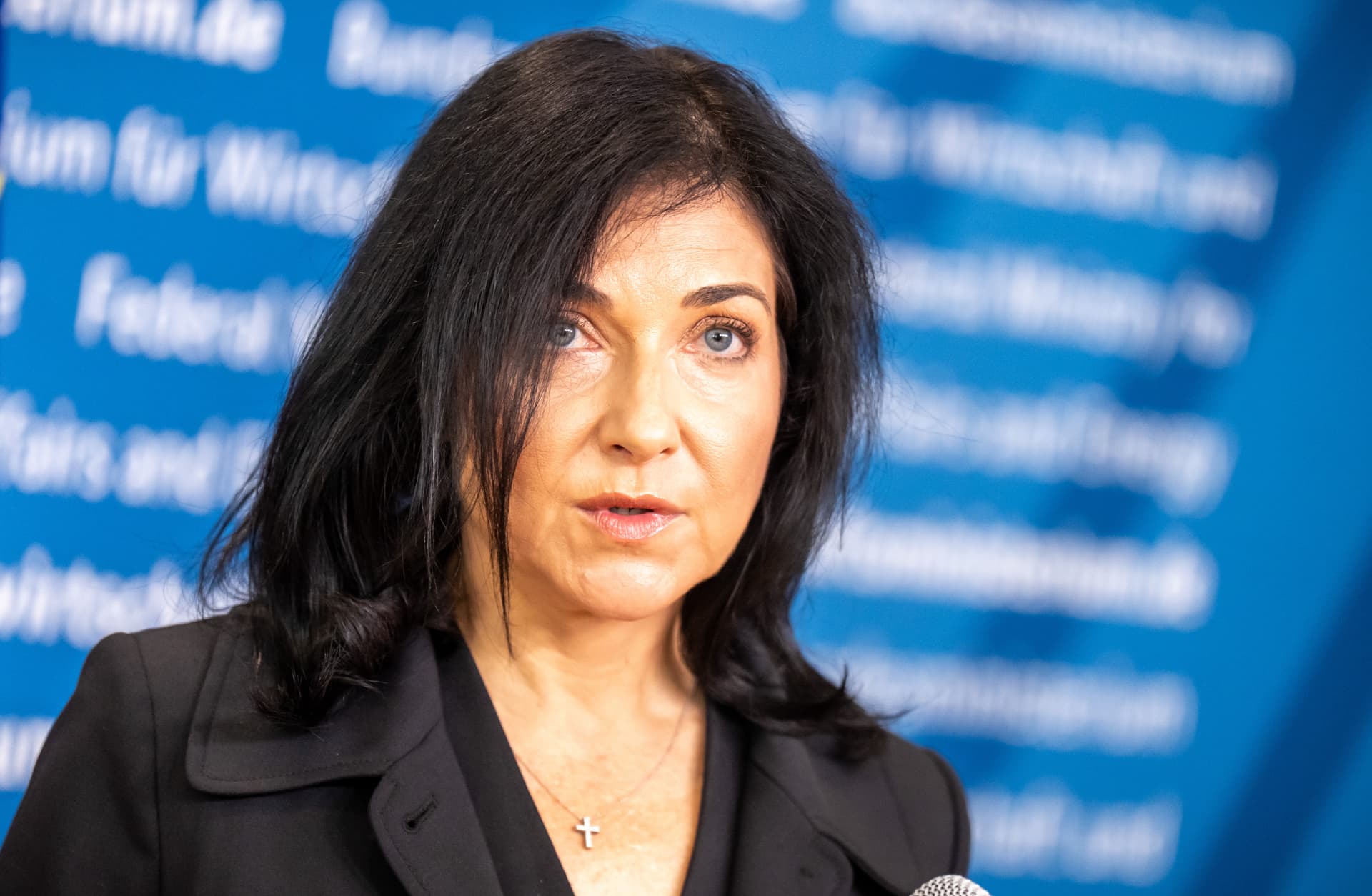 Berater von Wirtschaftsministerin Reiche fordern: Deutsche sollen bis 73 arbeiten!