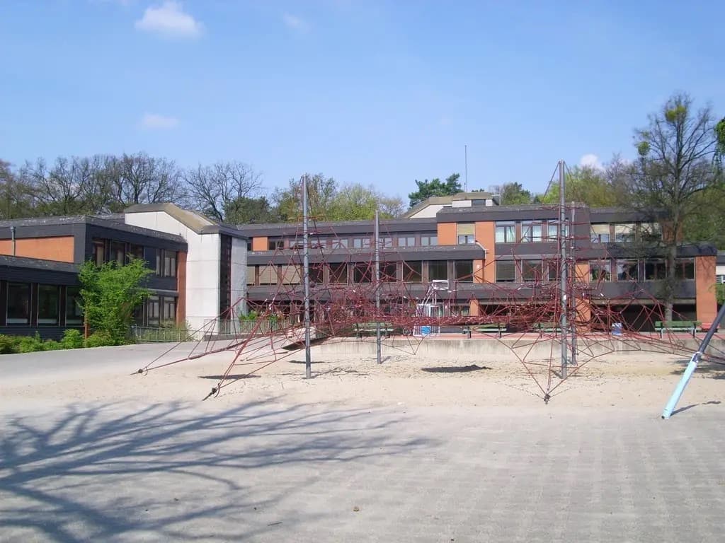 Heizungsausfall in Grundschule: Kinder bibbern in Berlin, Eltern sollen „Tee mitgeben“ und Kinder „warm anziehen“