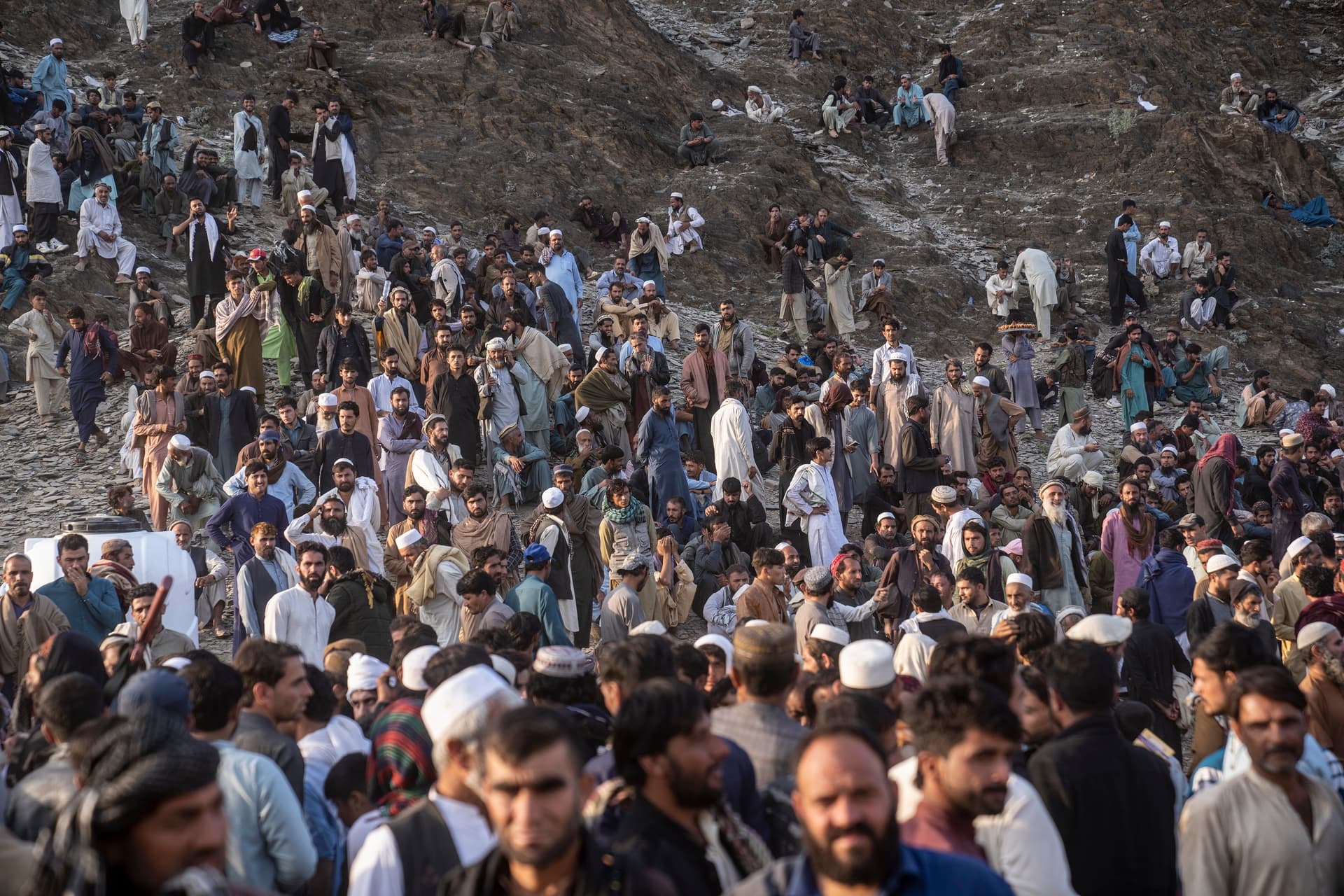 Massen-Abschiebung aus Sorge ums eigene Land: Mehr als 300.000 Afghanen haben Pakistan verlassen