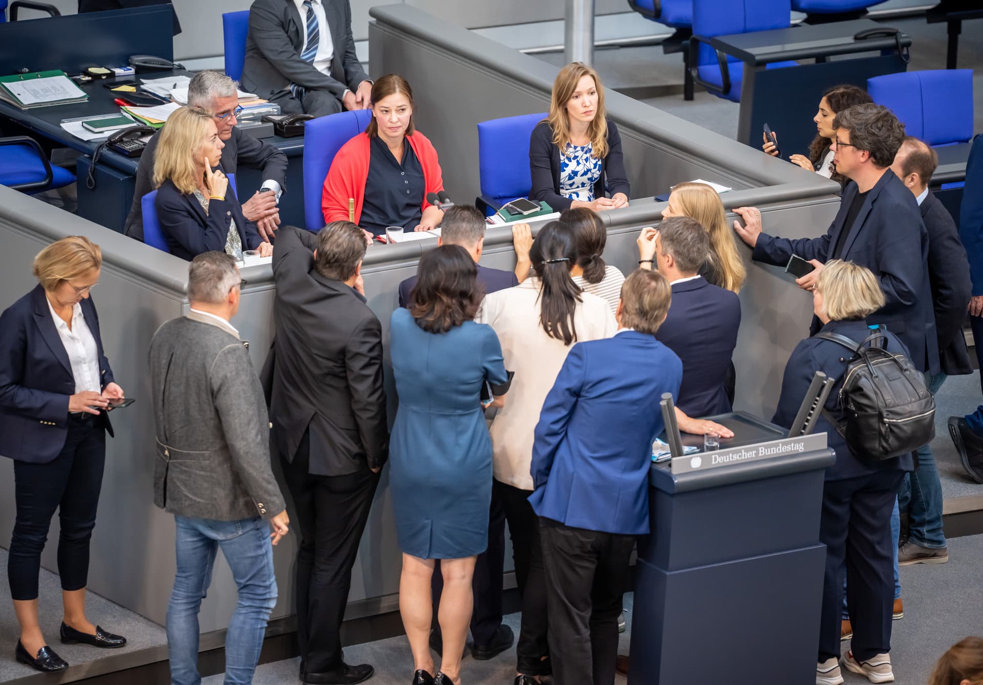 Beide Gesetzentwürfe zu Sterbehilfe im Bundestag gescheitert