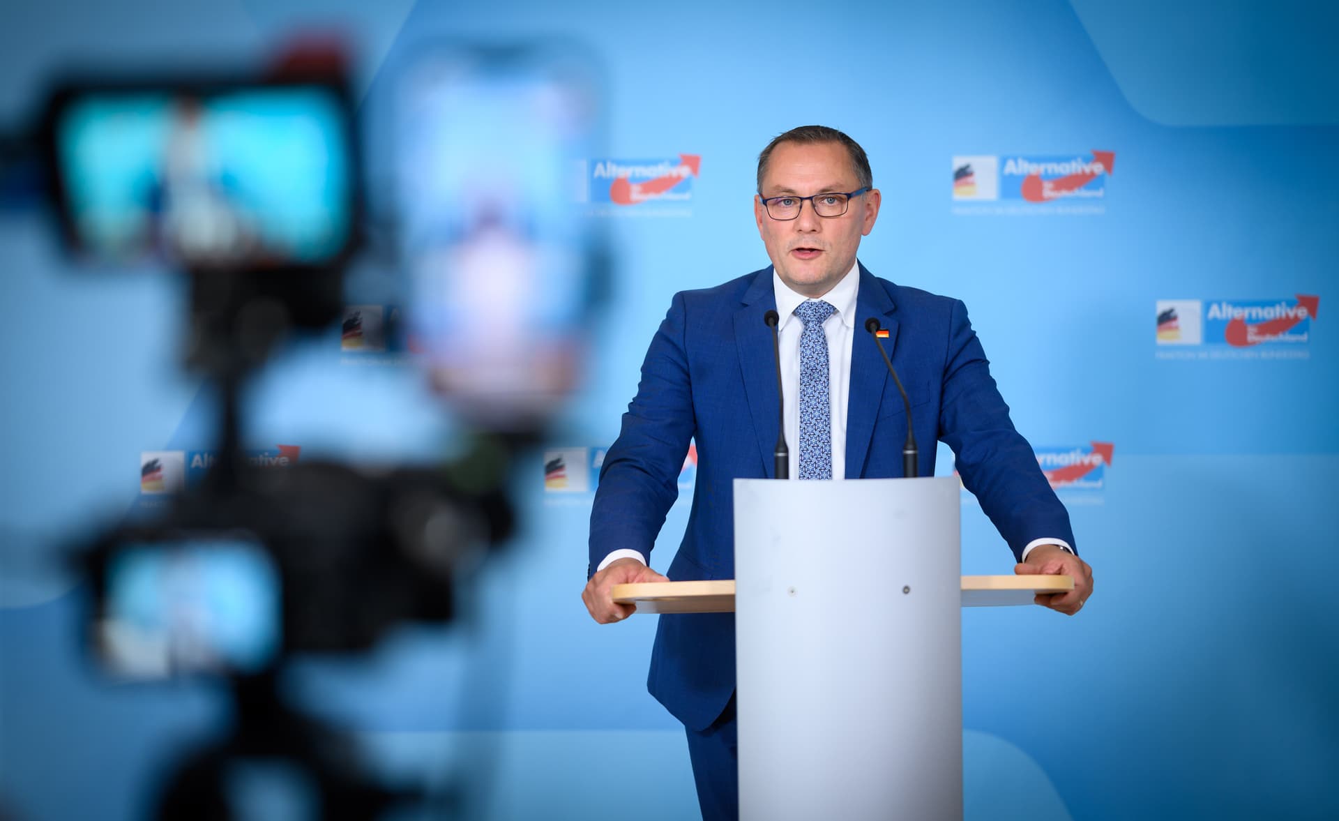Staatsanwaltschaft ermittelt wegen Körperverletzung: AfD spricht von „Stichverletzung“ bei Parteichef Chrupalla