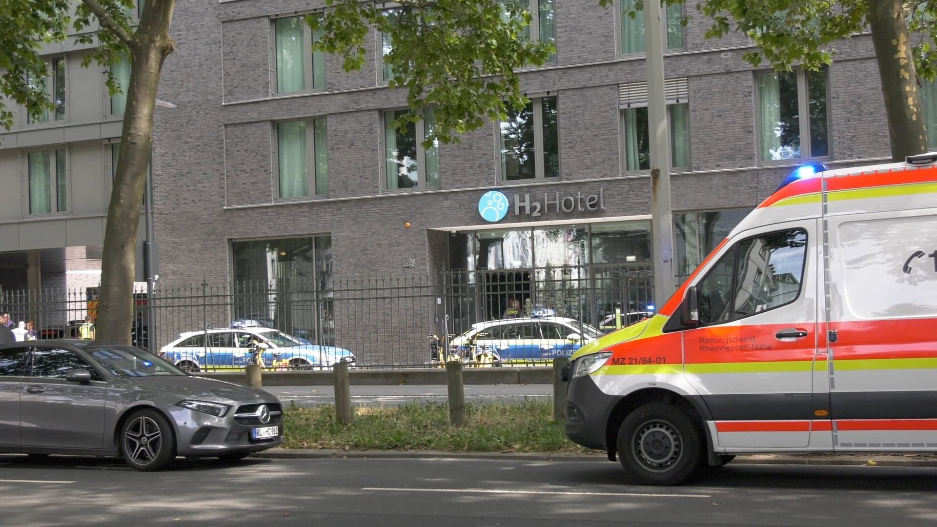 SEK stürmt Hotel in Mainz: zwei Tote!