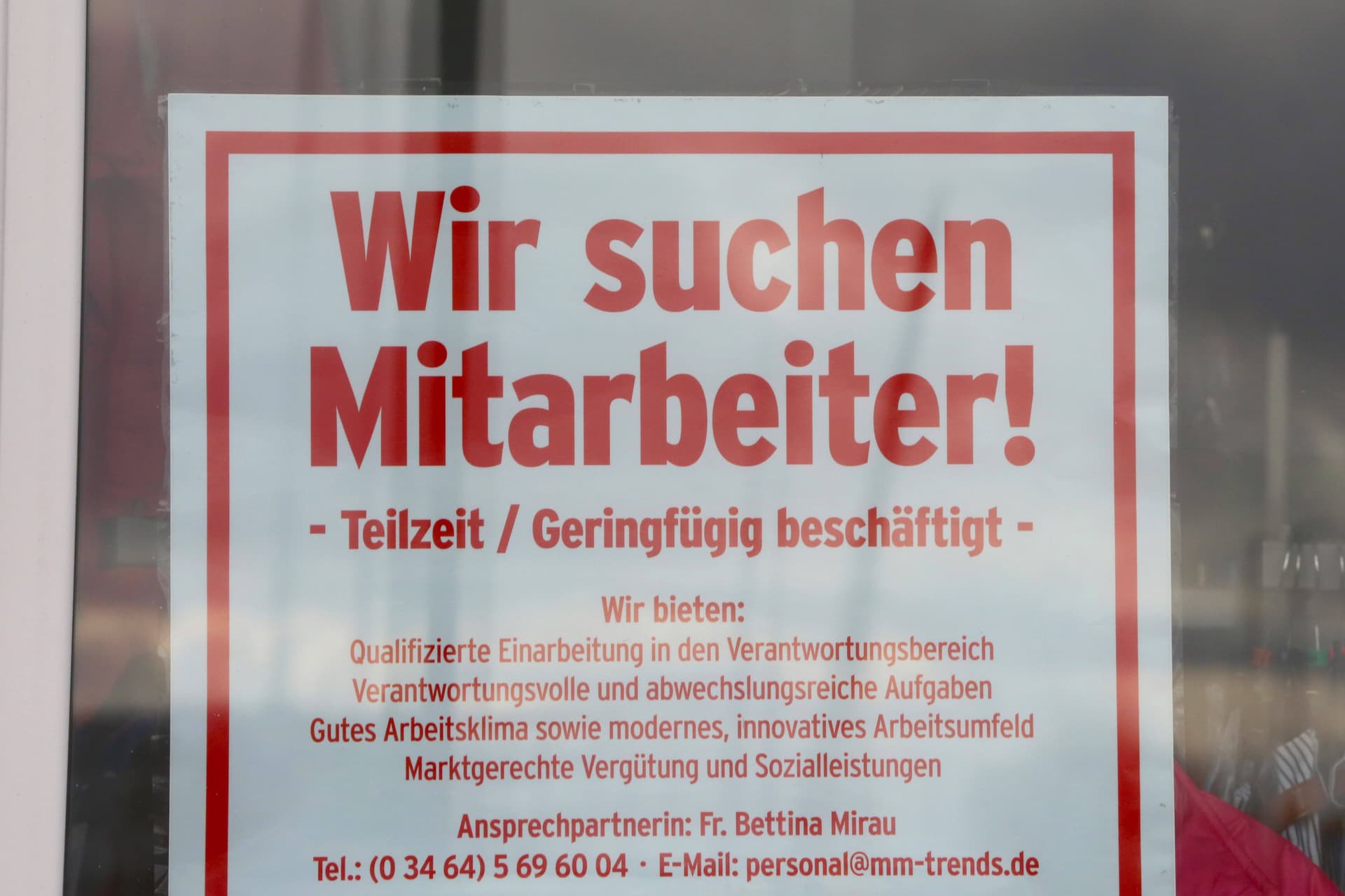 Logistik, Verkauf, Pflege: Trotz Millionen Arbeitslosen bleiben Jobs unbesetzt