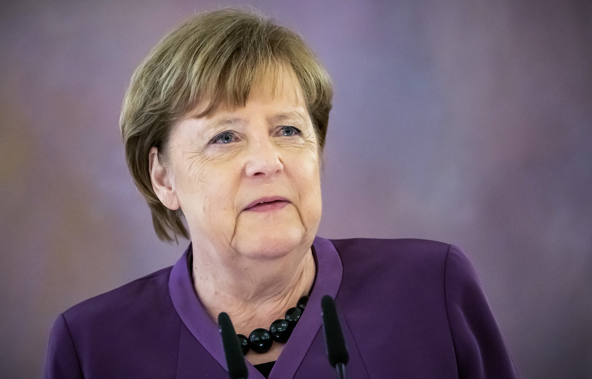 30.000 Euro allein im Jahr 2023! Steuerzahler blechen für Merkels Haare