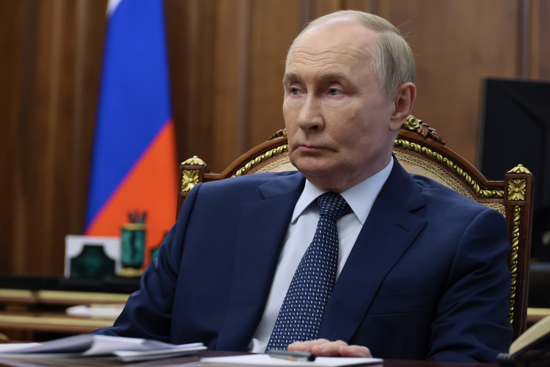 Russisches Passagierflugzeug mit 49 Menschen abgestürzt