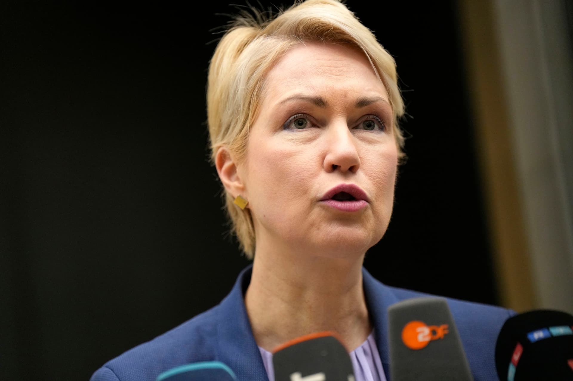 „dummes Zeug“: Weil ein Bauingenieur eine freche E-Mail an Manuela Schwesig schrieb, musste er ins Gefängnis und verlor seinen Job
