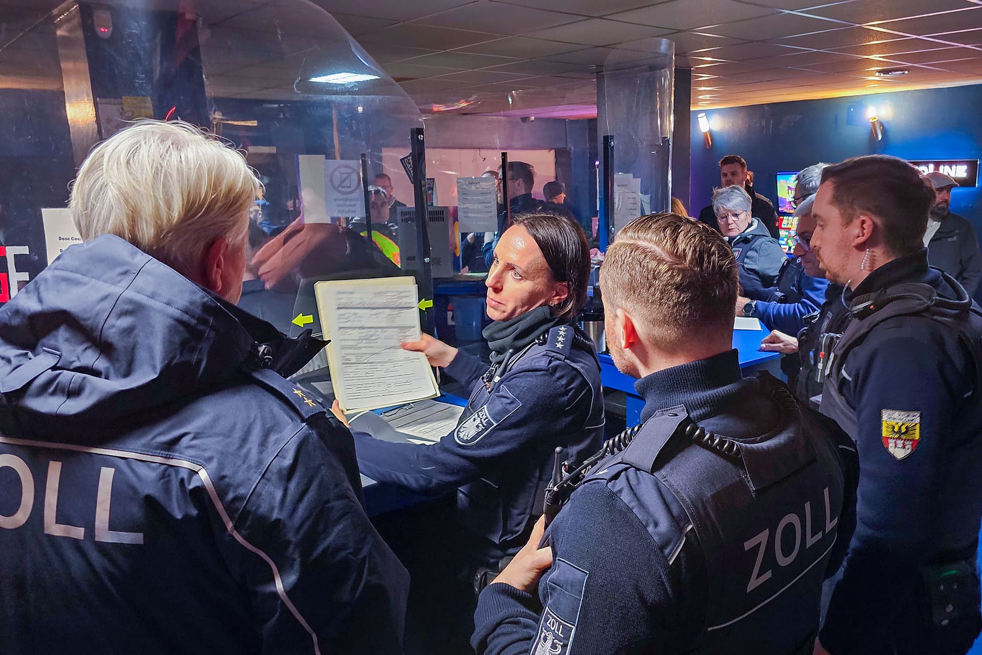 Drogen, Geldwäsche und Sozialleistungsbetrug: Razzia gegen Clankriminalität in Duisburg