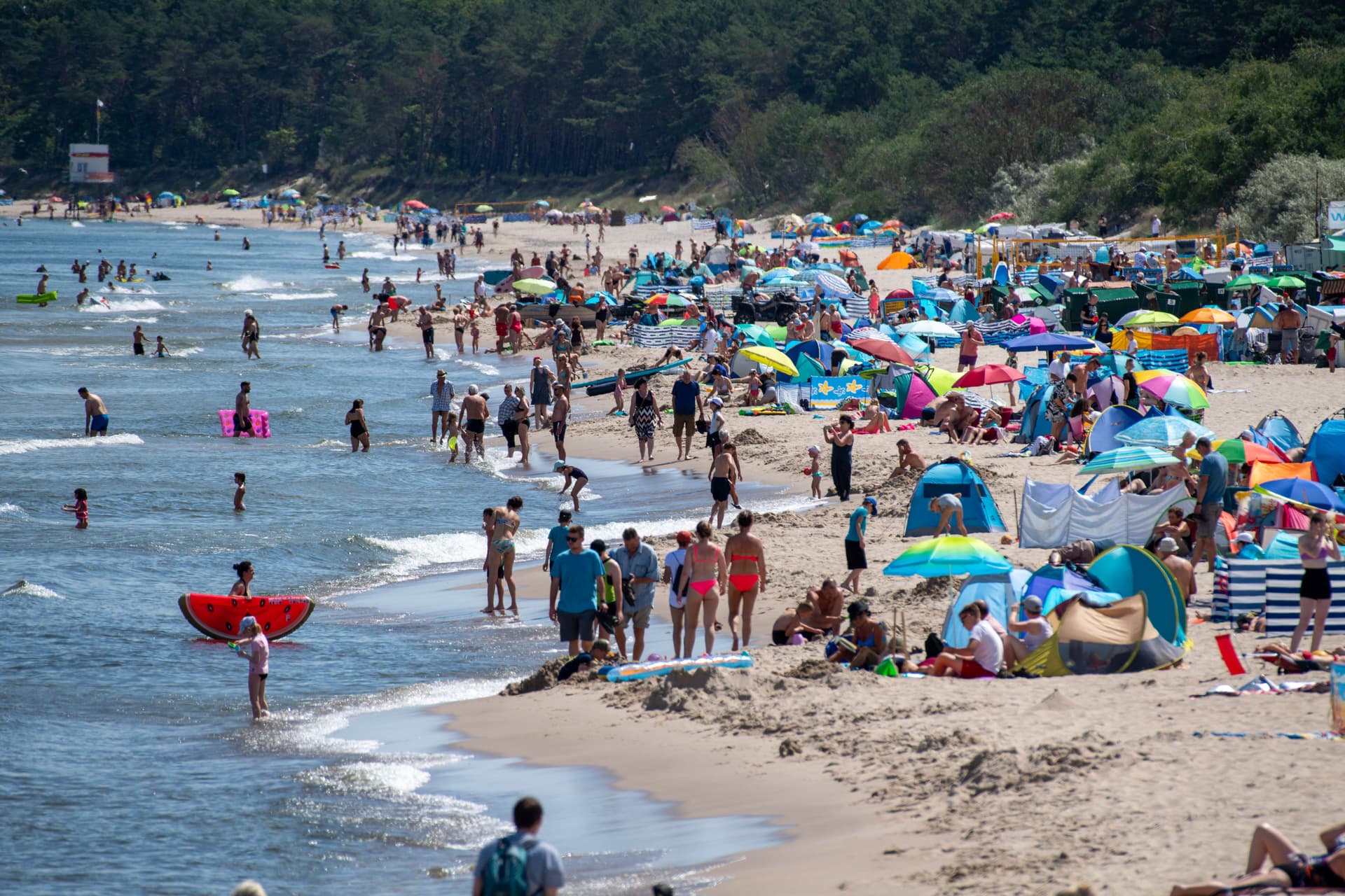 Mehr als jeder Fünfte ist zu arm für eine Woche Urlaub