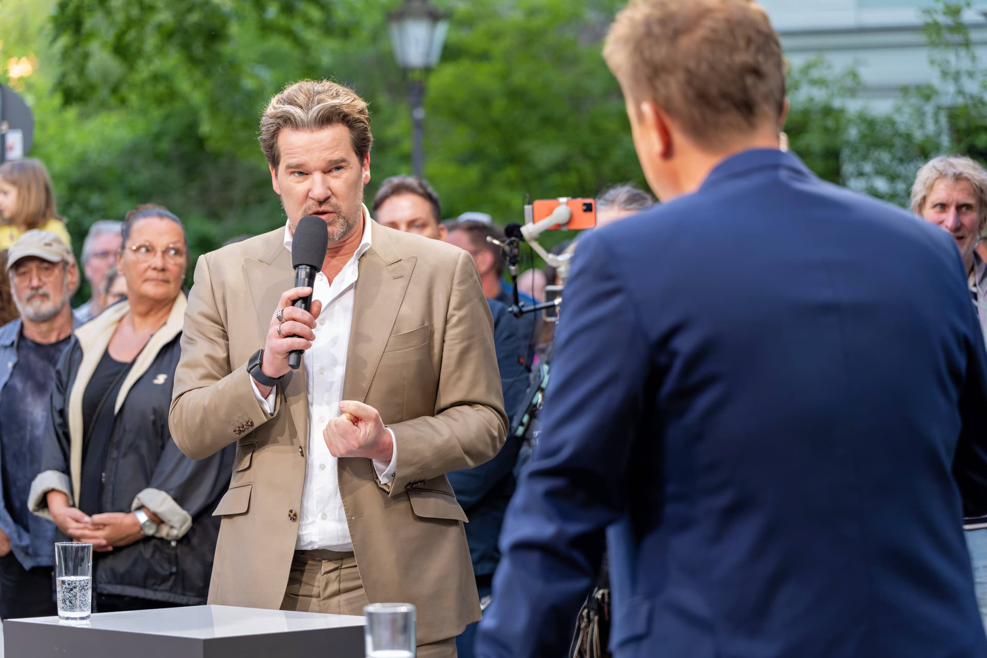 Früher tabu, plötzlich ok: Jetzt denkt sogar die CDU über Enteignungen nach!