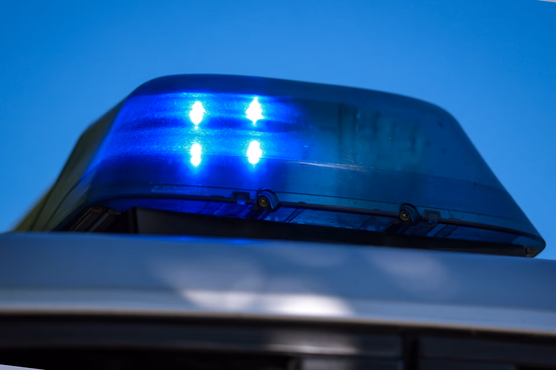 Dresden: 20-köpfiger linker Mob soll zwei 15-Jährige verprügelt haben