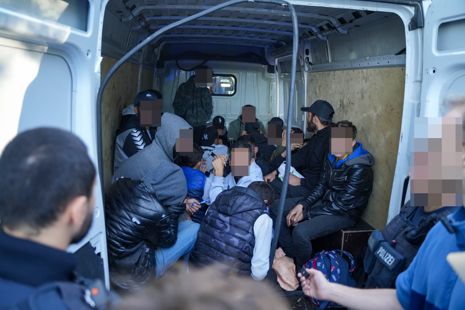 Neue Zahlen: Jeder dritte abgeschobene Ausländer kehrt nach Deutschland zurück