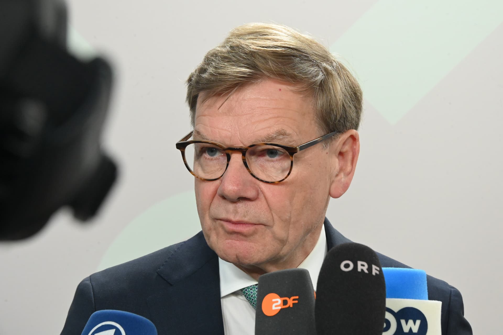 Wadephul dämpft Erwartungen an US-Friedensinitiative – mehr Druck auf Putin gefordert