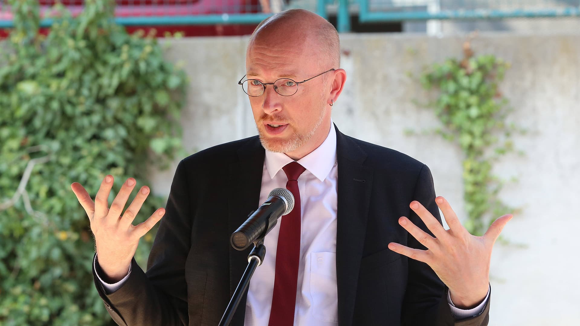Schlumpf-Einsatz gegen 16-Jährige in Mecklenburg-Vorpommern: Innenminister Pegel sieht „Verhältnismäßigkeit gewahrt“