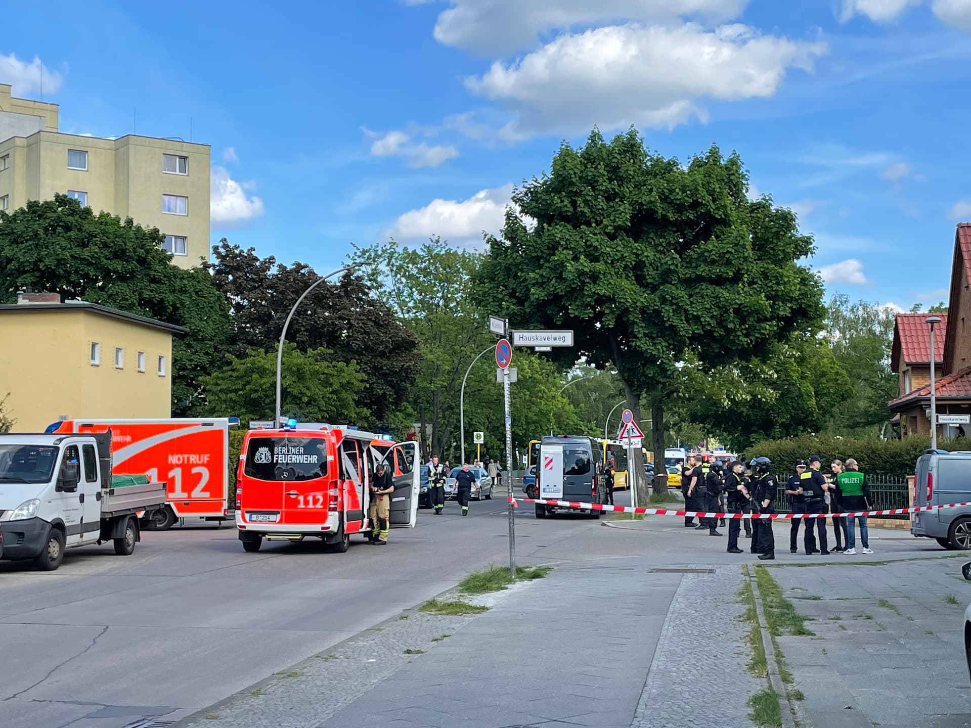 Hauptstadt der Gewalt: Mann in Berlin aus fahrendem Auto erschossen