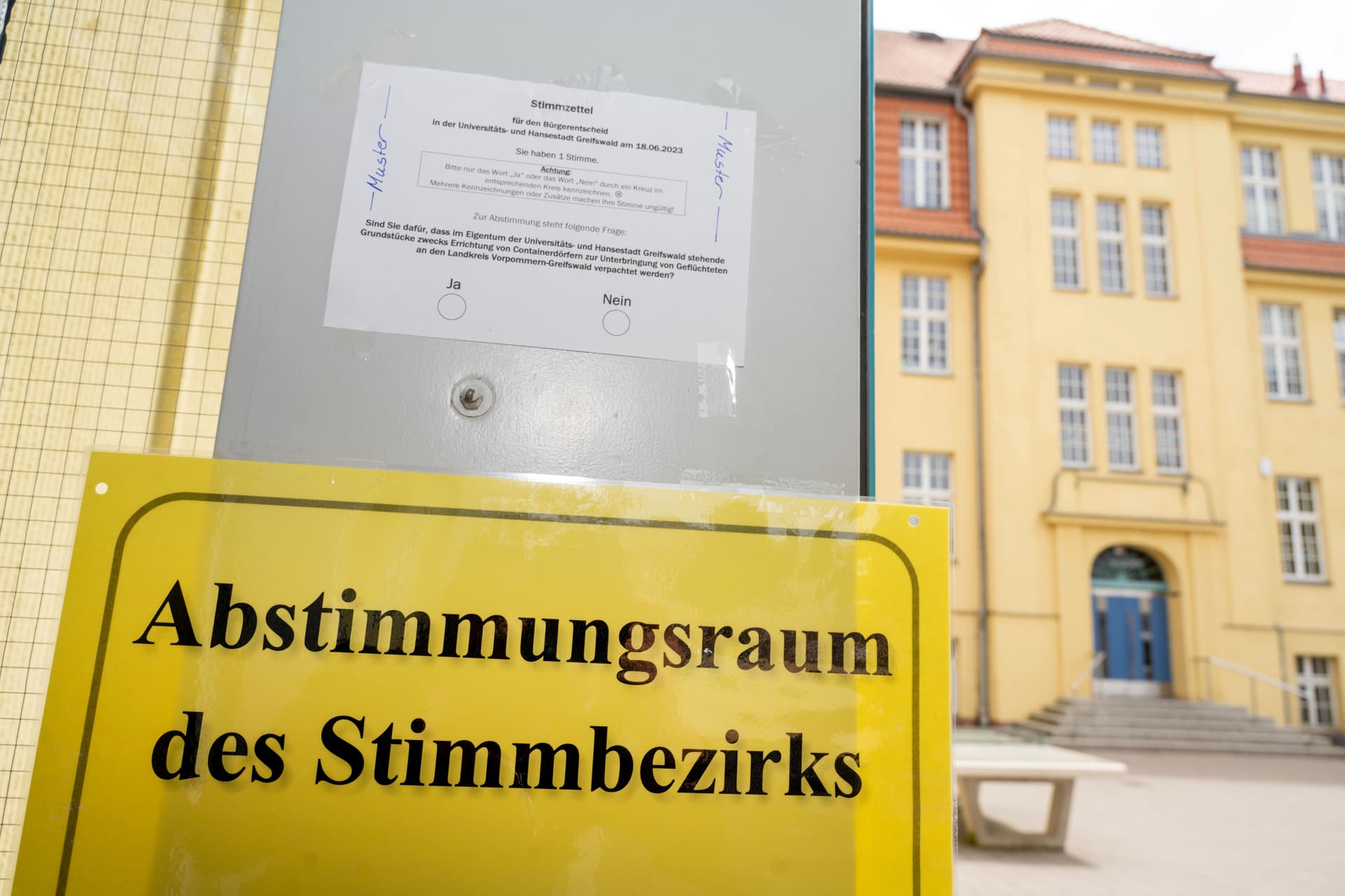 Bürger-Entscheid in Greifswald: Keine Stadt-Flächen für Flüchtlingscontainer
