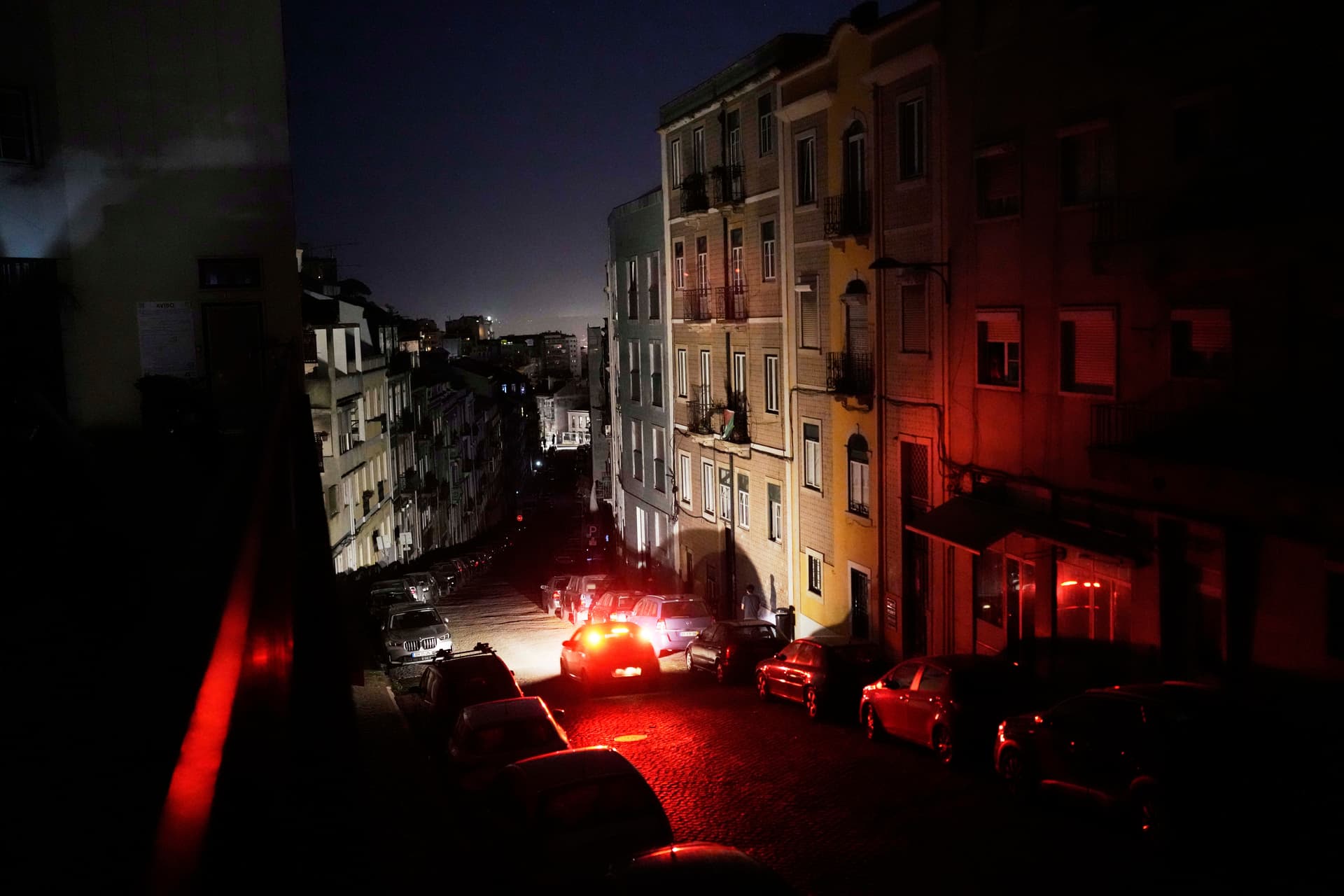 Mega-Blackout! Spanien und Portugal noch teilweise von der Außenwelt abgeschnitten