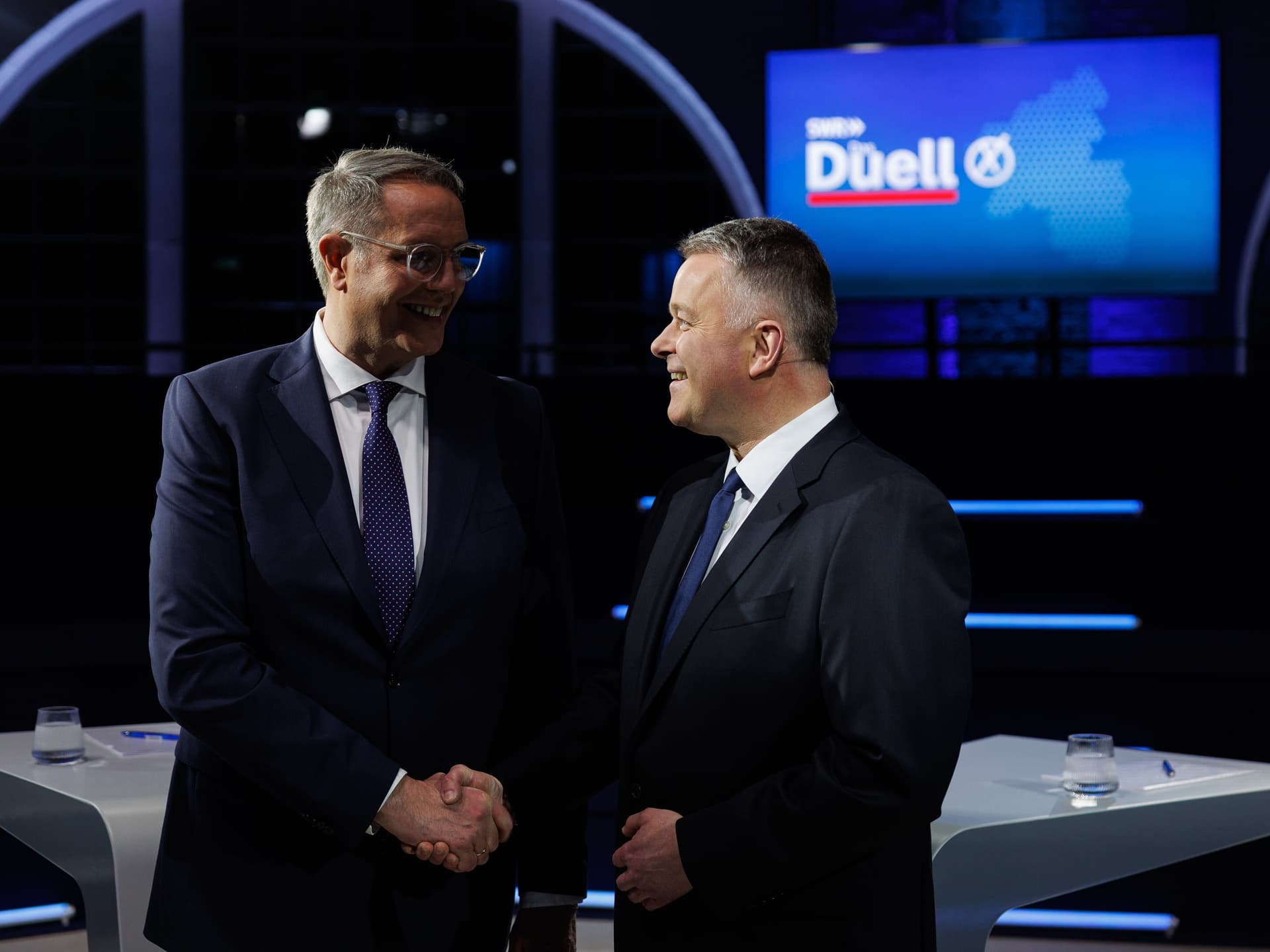 Als es um Migration geht, sagt der rheinland-pfälzische CDU-Spitzenkandidat Schnieder: „Messerkriminalität ist keine deutsche Kriminalität“
