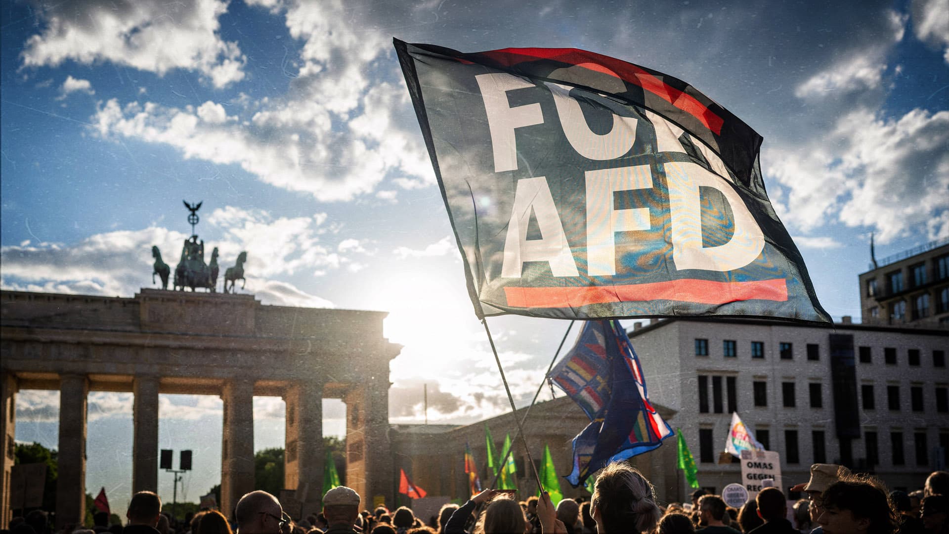 Organisatoren, Redner, Aktivisten, Politiker: Die Wahrheit hinter der „Demonstration gegen rechts“